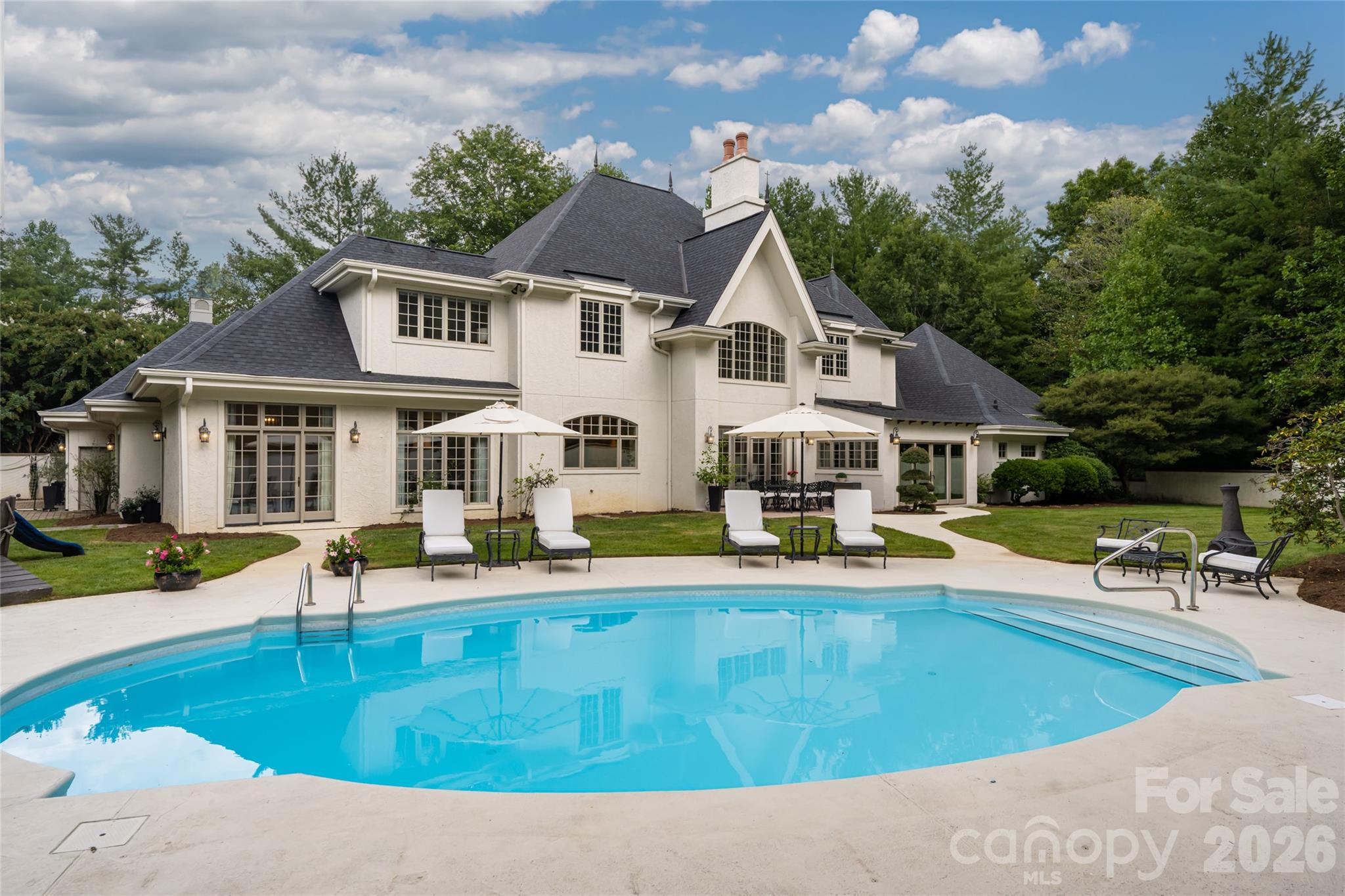 23 Cedar Hill Drive, Asheville, photo 3 of 8