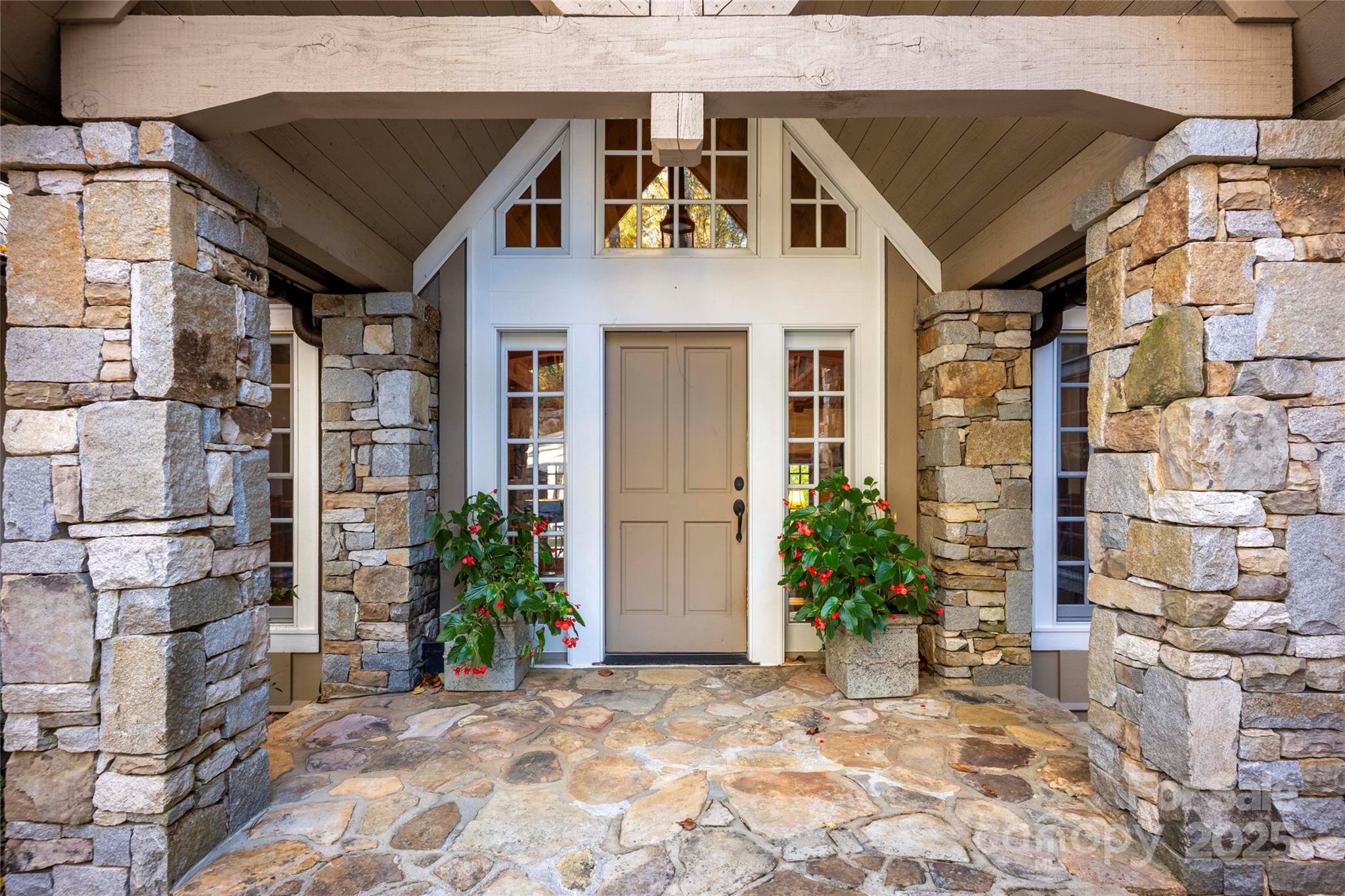 132 Red Bird Circle, Lake Toxaway, photo 2 of 8