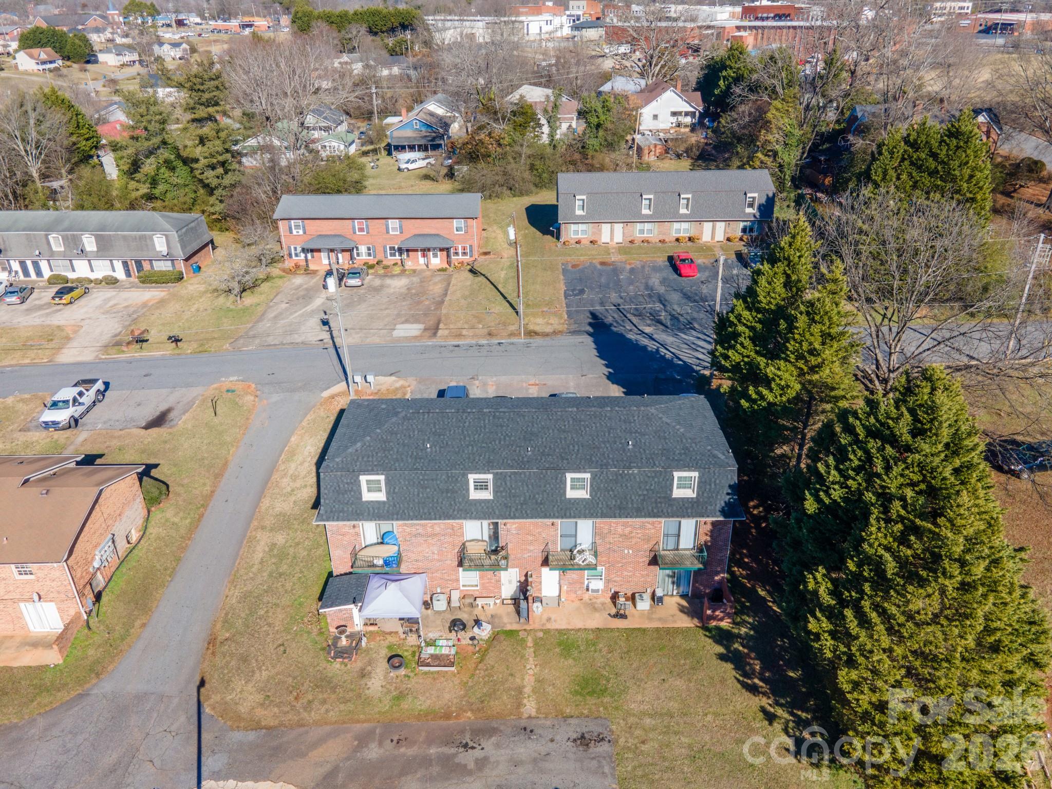 18 Berkley Avenue, Granite Falls, photo 5 of 8