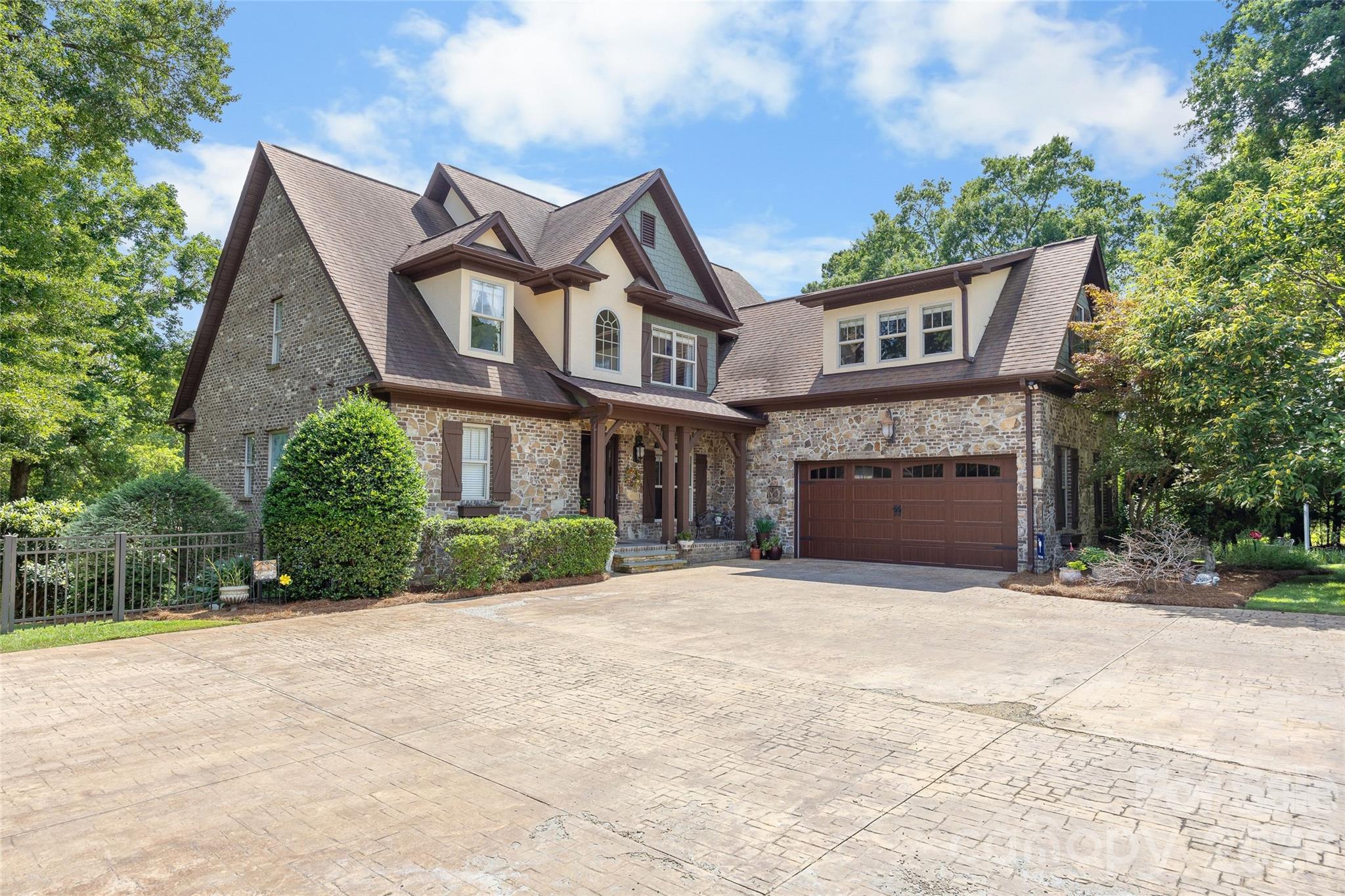 5301 Masons Ferry Road, Clover, photo 2 of 8