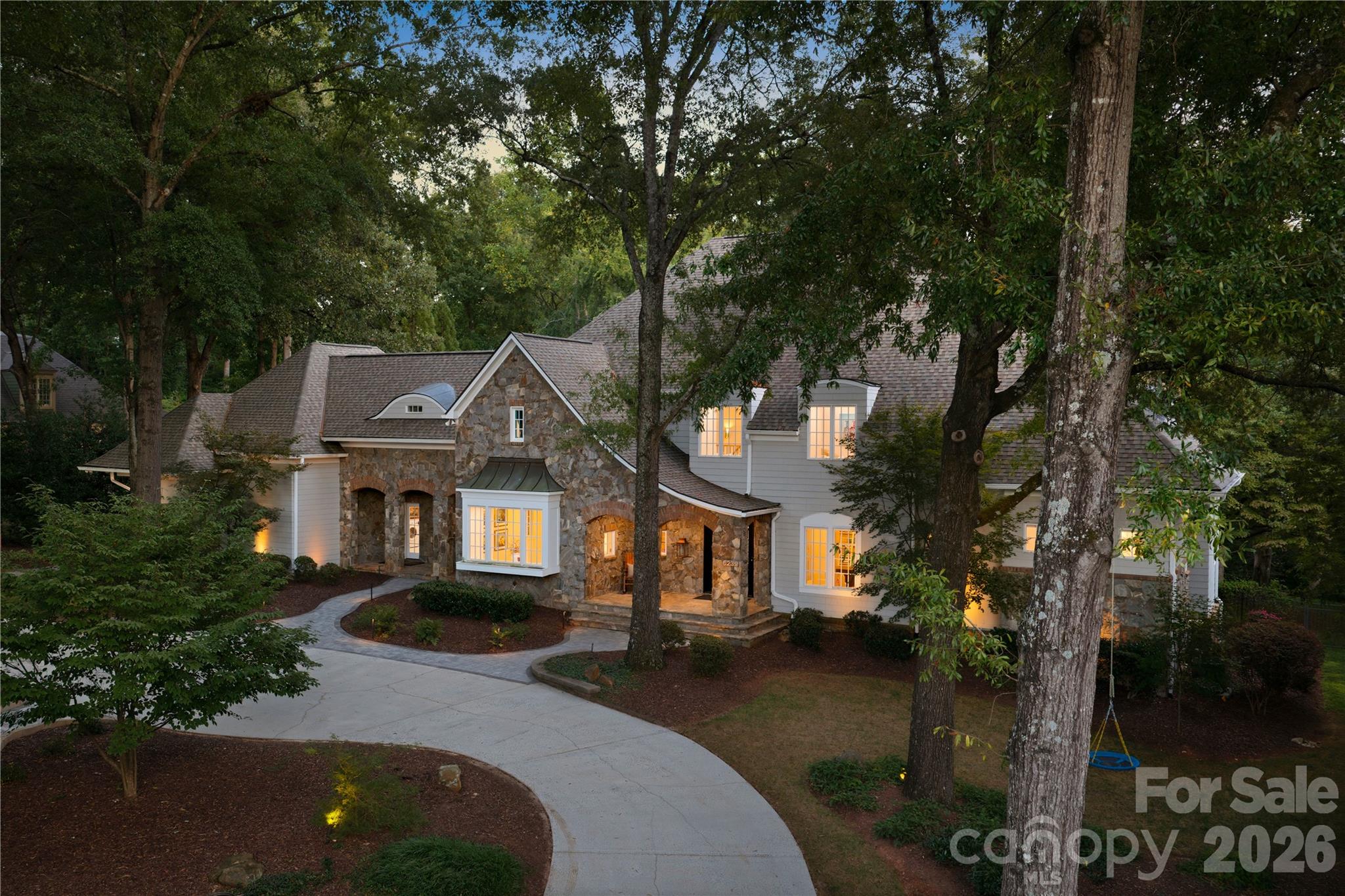 6239 Sharon Hills Road, Charlotte, photo 2 of 8