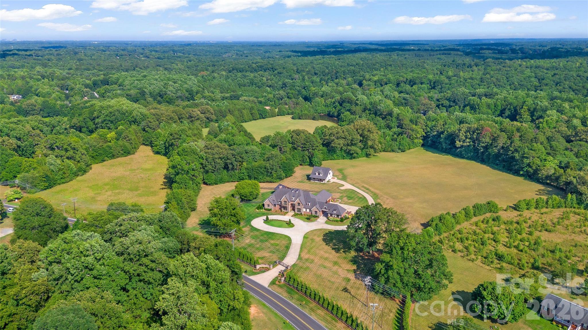 3200 Beaty Road, Gastonia, photo 4 of 8