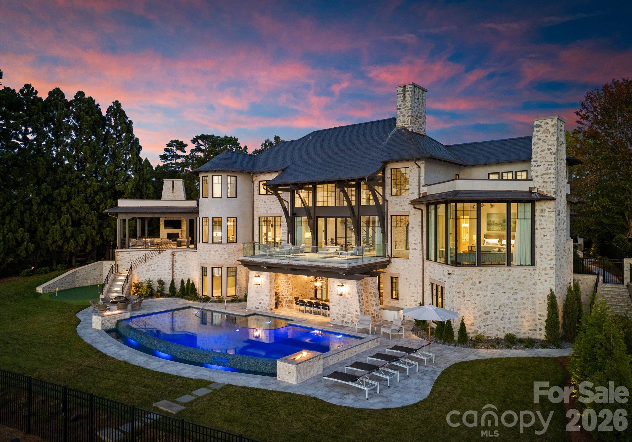 19125 Peninsula Point Drive, Cornelius, photo 1 of 8