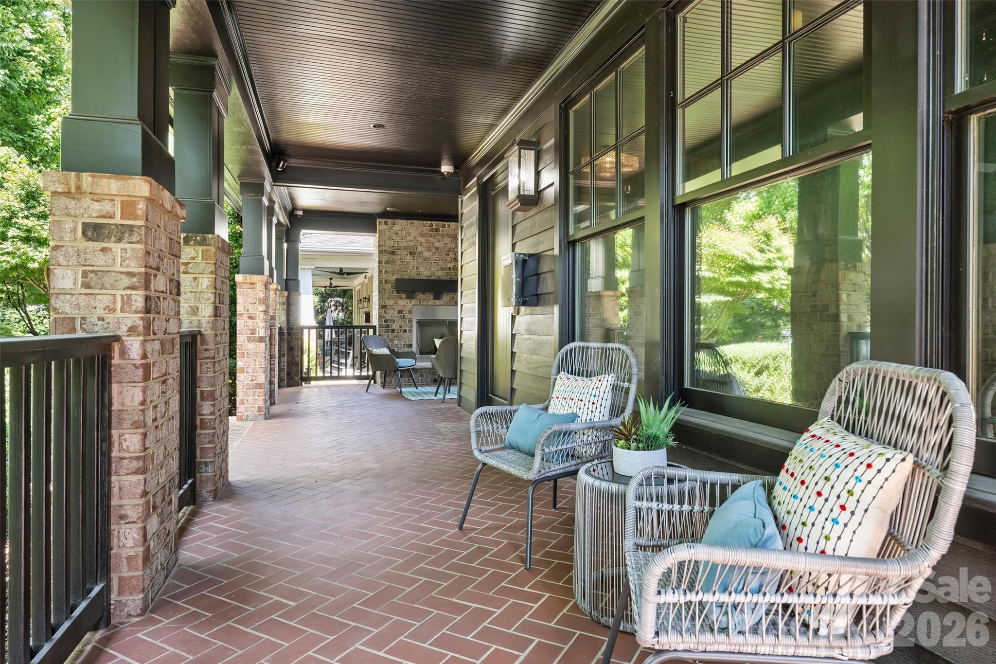 423 S Summit Avenue, Charlotte, photo 6 of 8