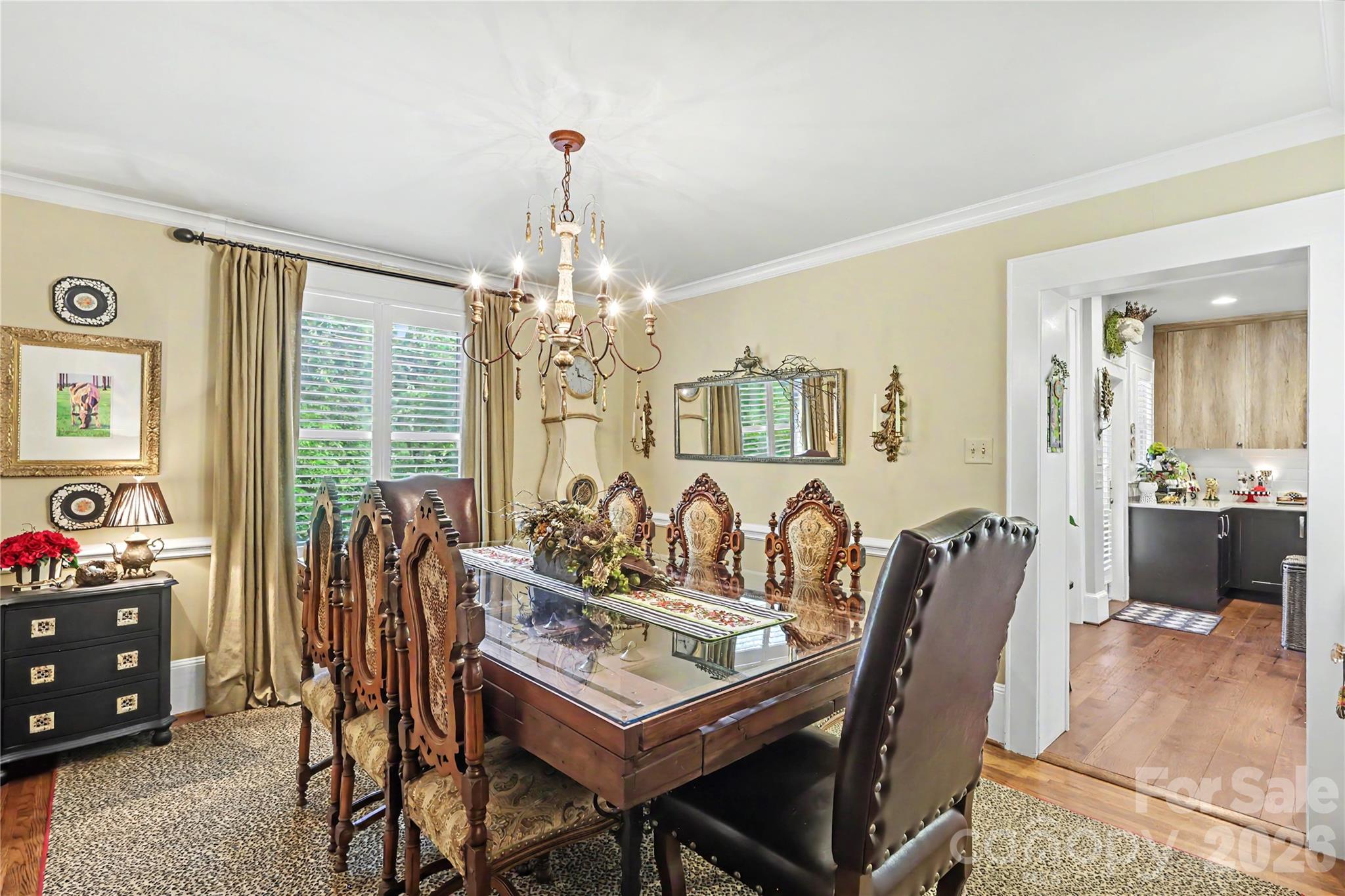 2527 Sharon Road, Charlotte, photo 8 of 8