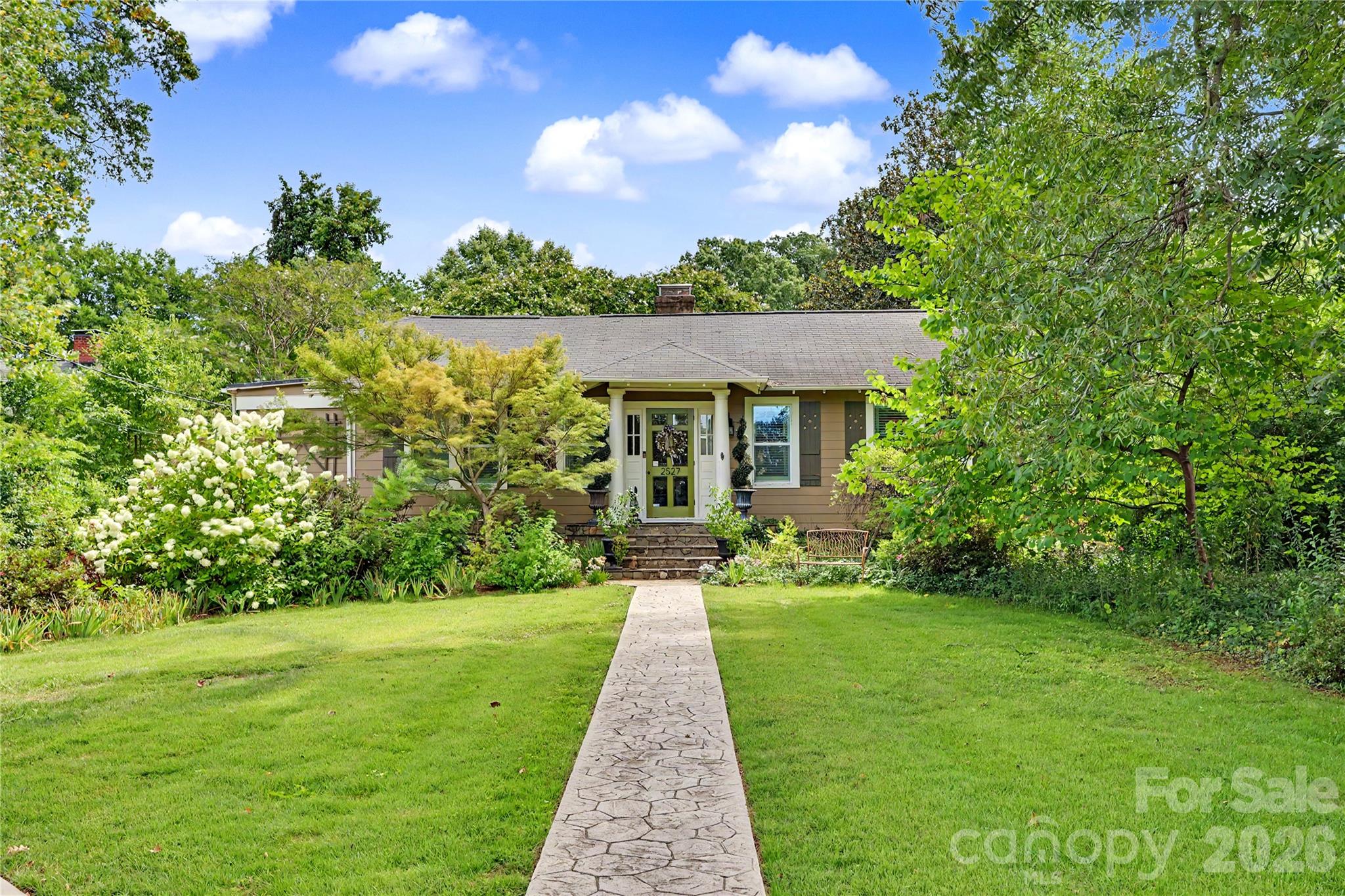 2527 Sharon Road, Charlotte, photo 2 of 8