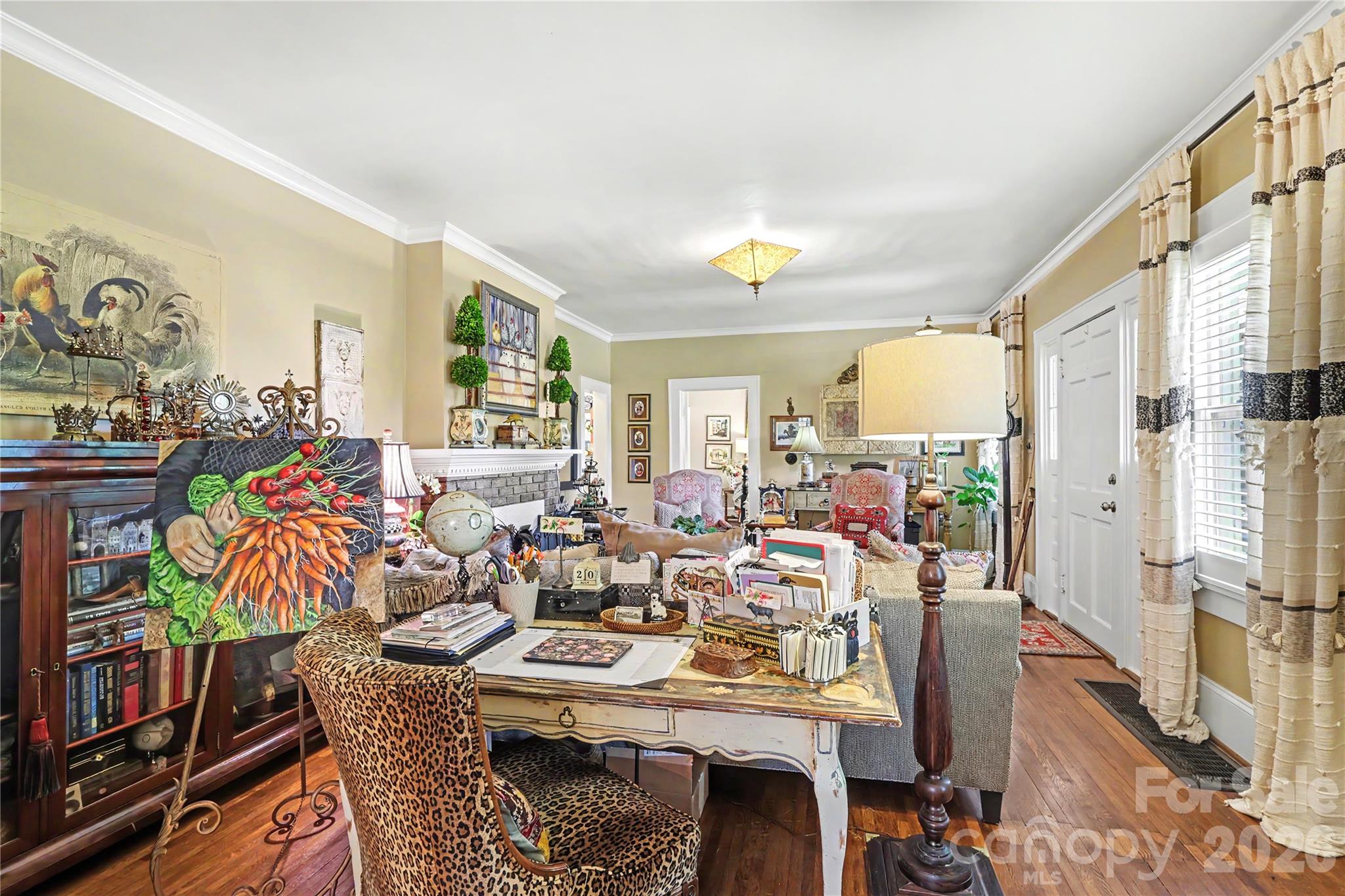 2527 Sharon Road, Charlotte, photo 7 of 8