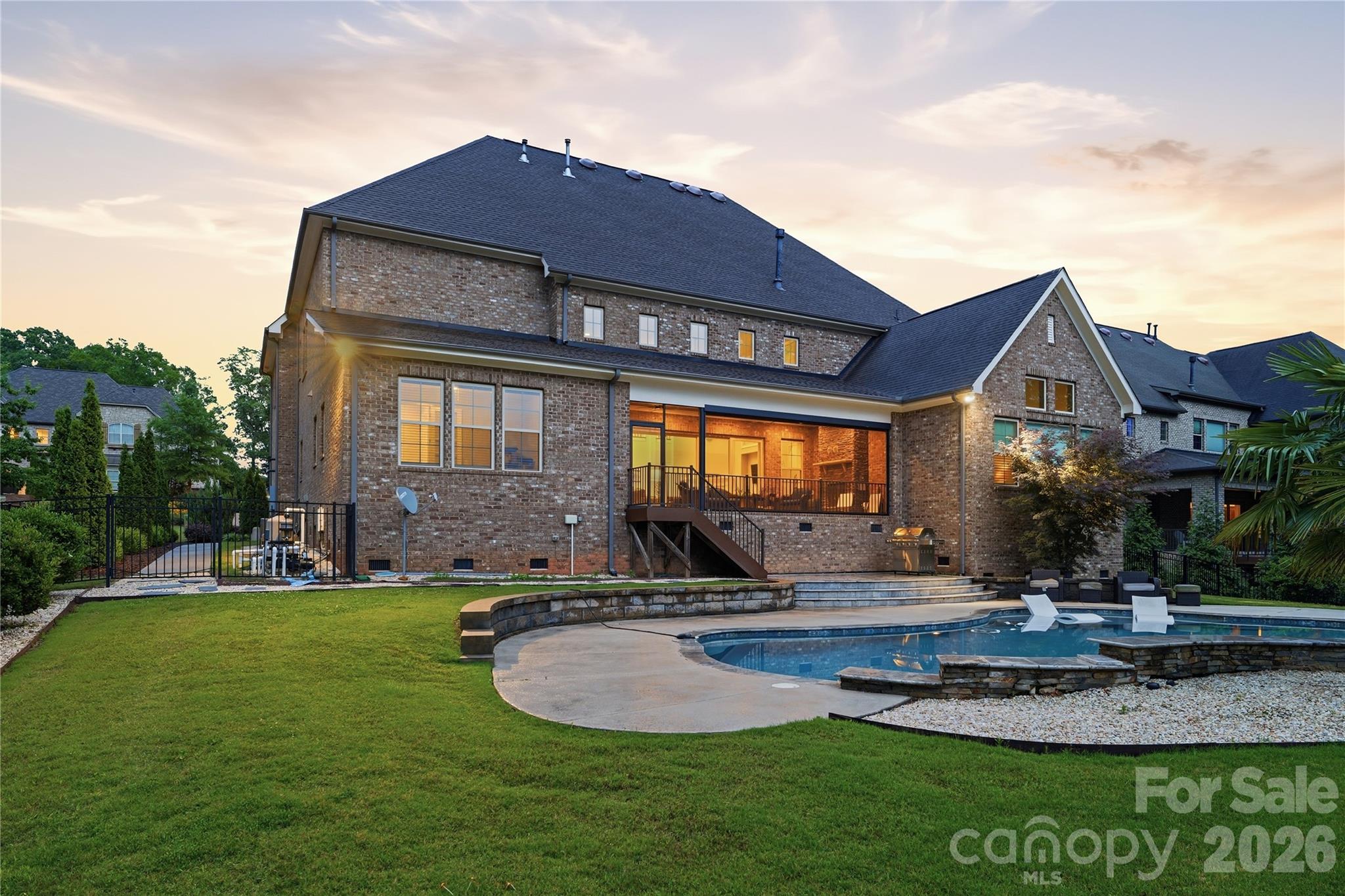 1016 Ladera Drive, Waxhaw, photo 5 of 8