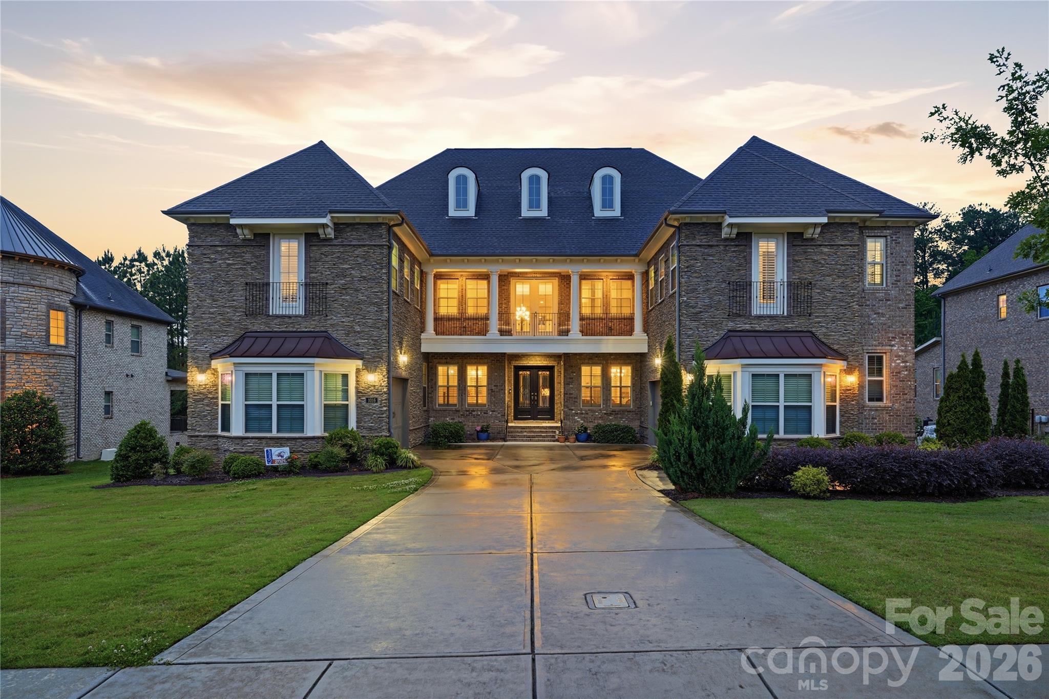 1016 Ladera Drive, Waxhaw, photo 1 of 8