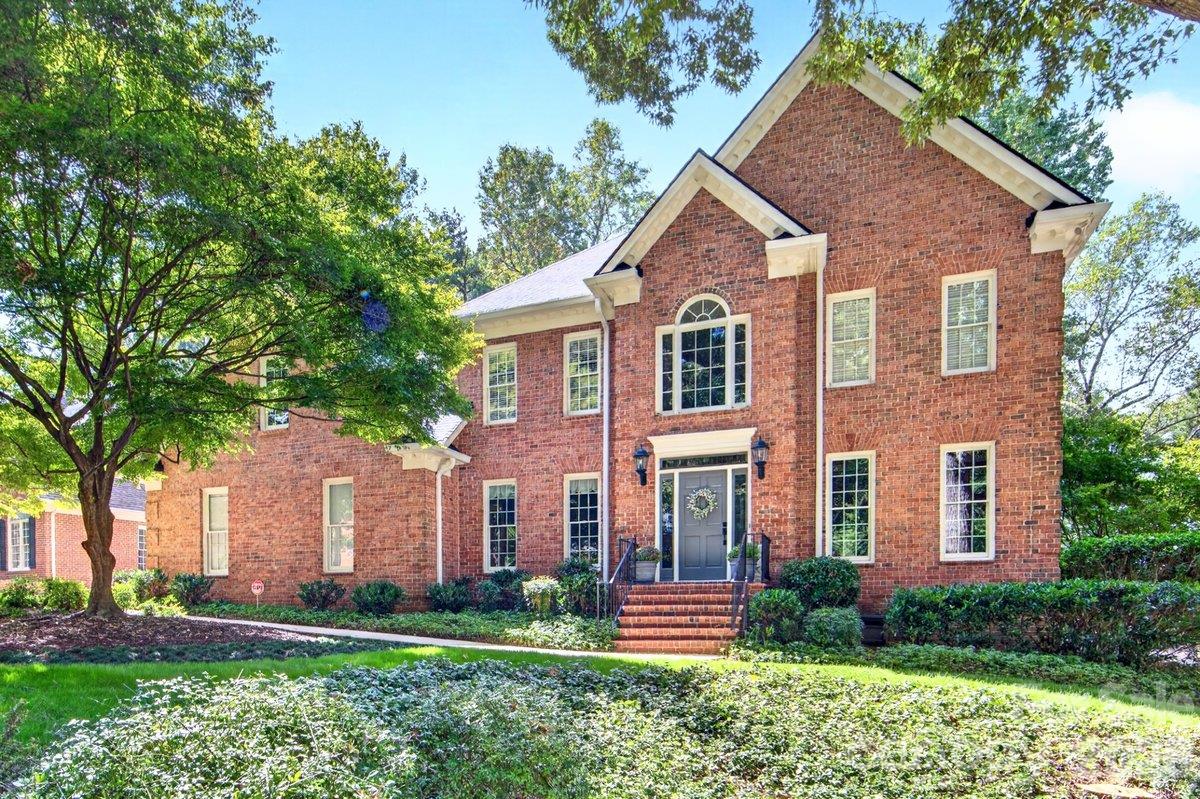 5919 Derry Hill Place, Charlotte, photo 1 of 8