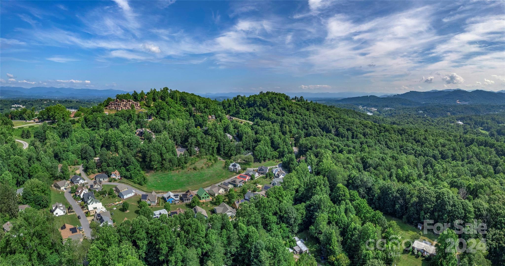 62 Destination Drive, Asheville, photo 1 of 8