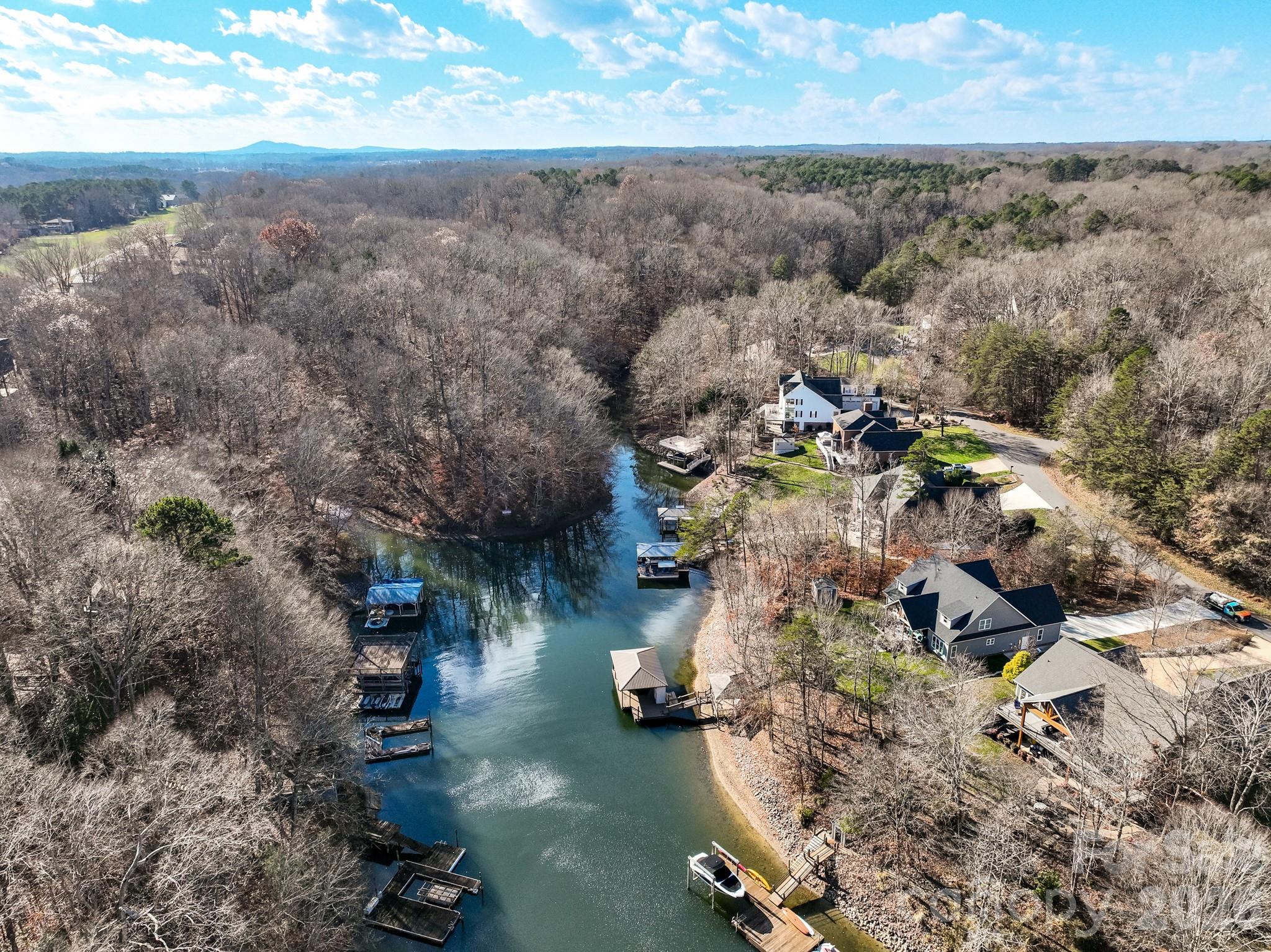 1090 N Saunders Drive, Catawba, photo 1 of 8