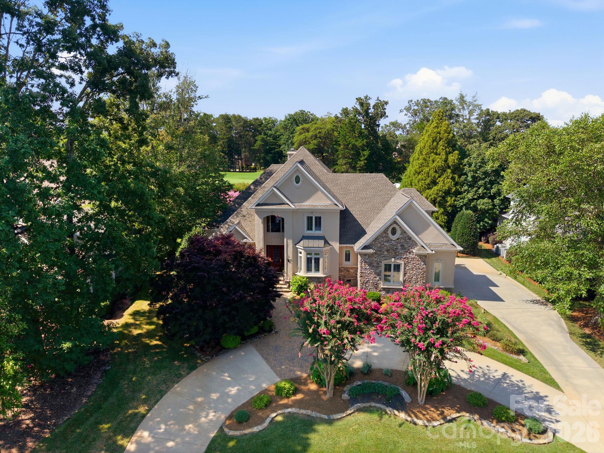 18416 Peninsula Club Drive, Cornelius, photo 1 of 8