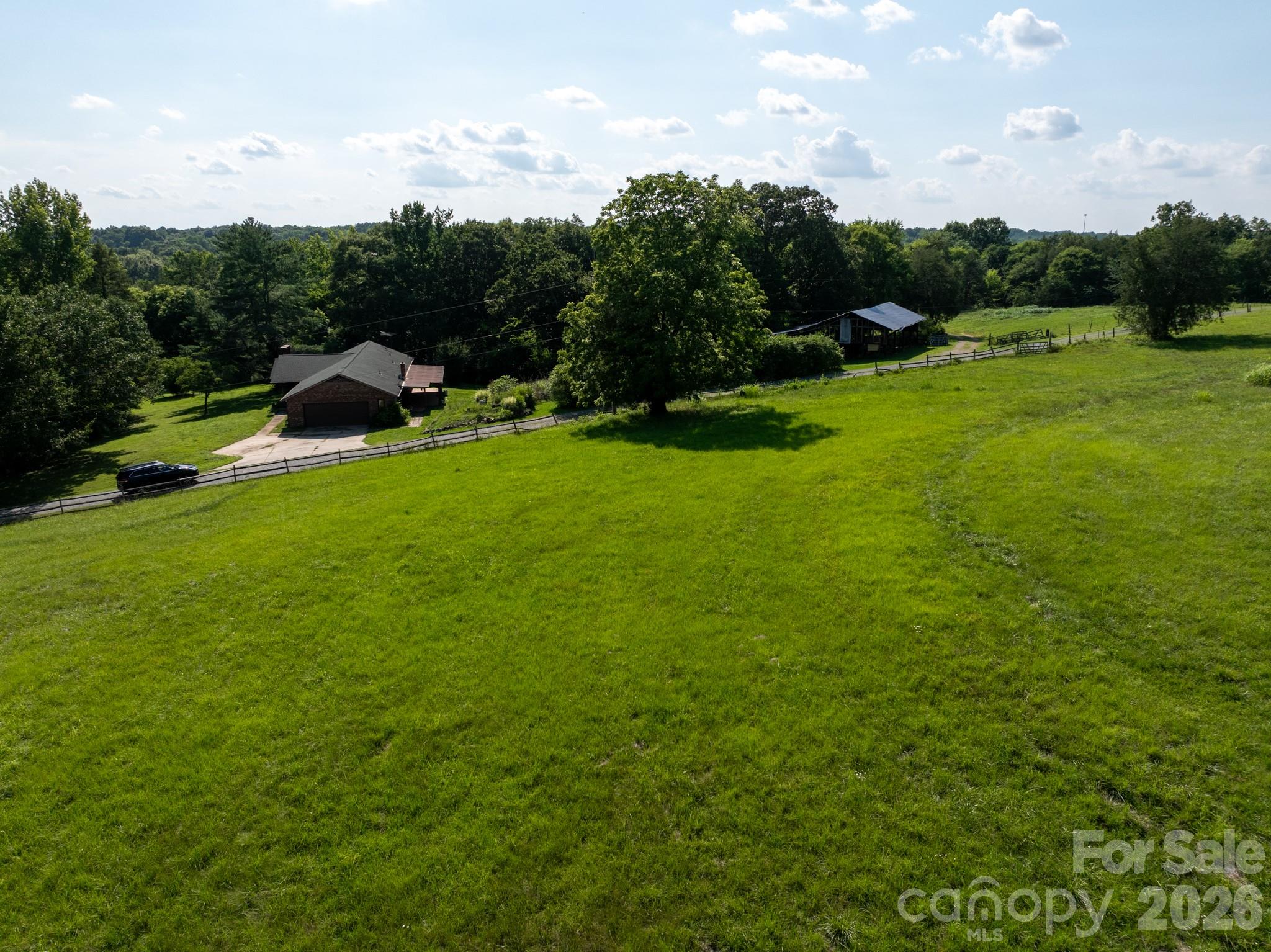 2555 Biggers Road, Concord, photo 5 of 8