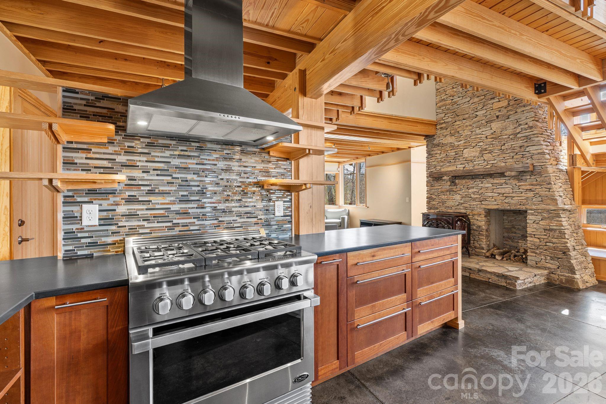 588 Long Branch Road, Swannanoa, photo 3 of 8