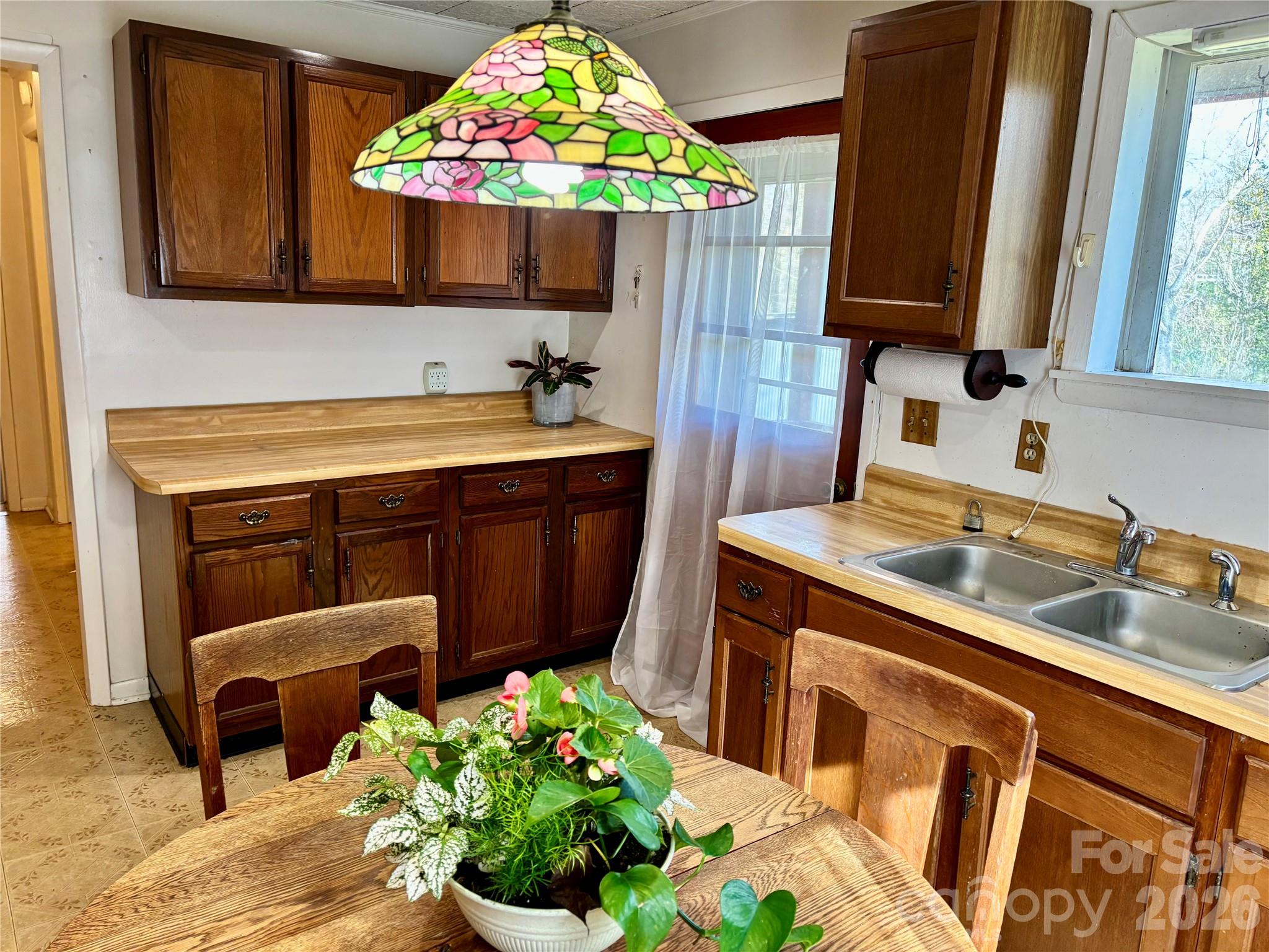 67 Shawnee Trail, Asheville, photo 7 of 8