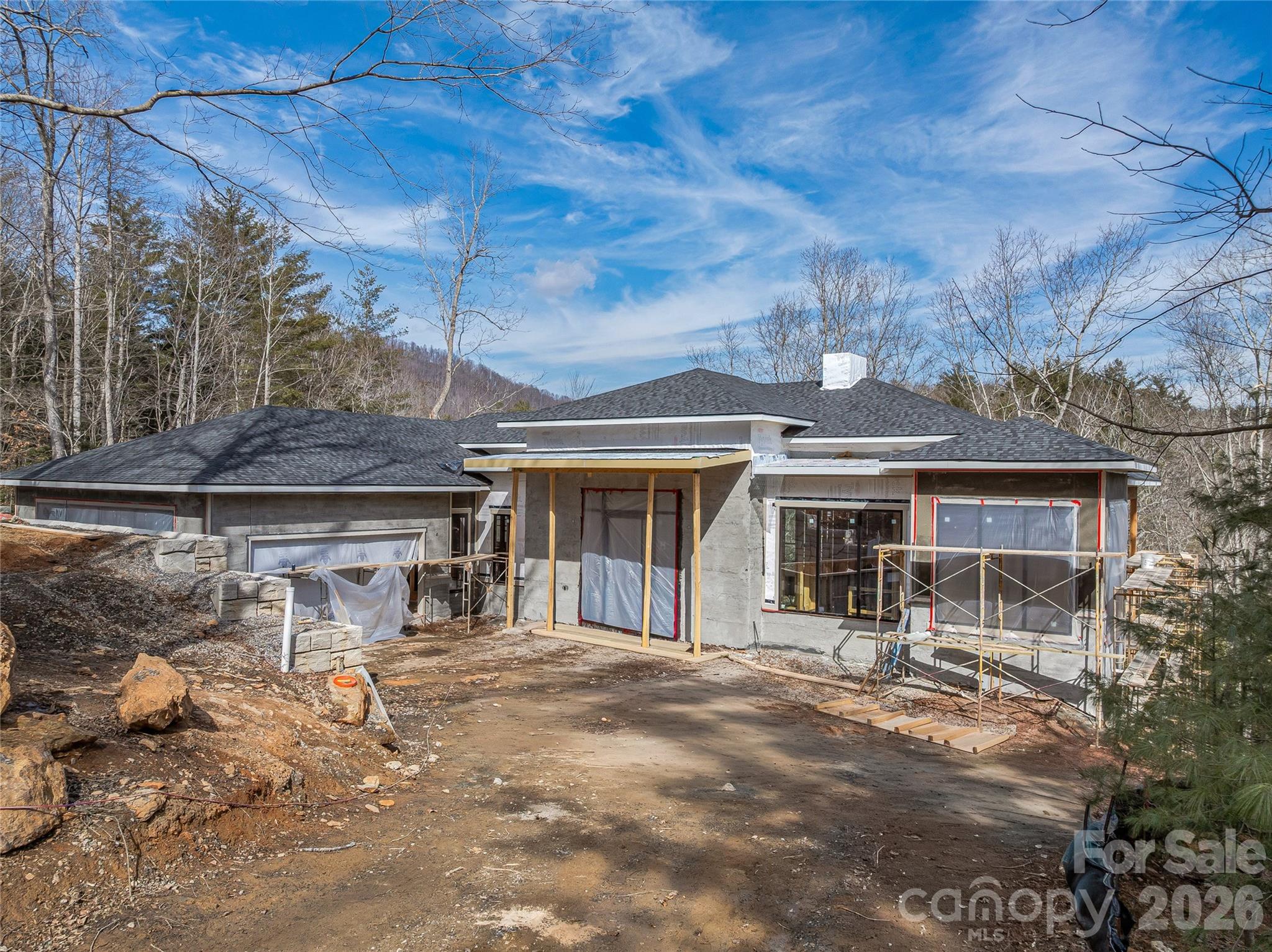 12 Falling Waters Trail, Arden, photo 2 of 8
