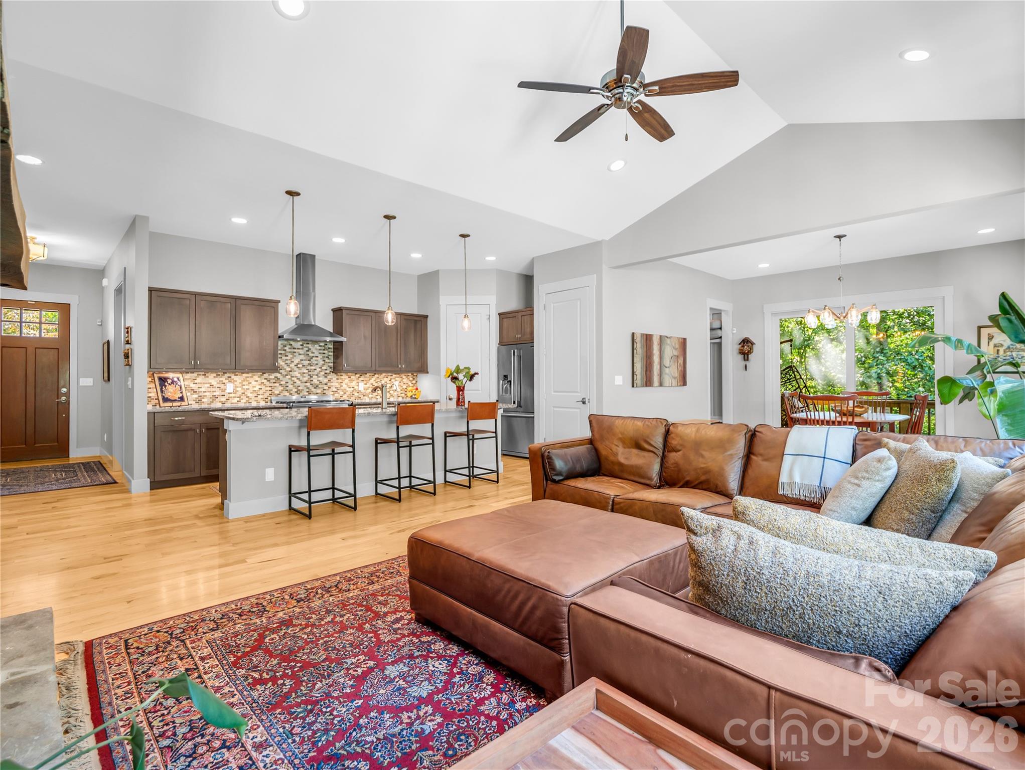 122 Cisco Road, Asheville, photo 5 of 8