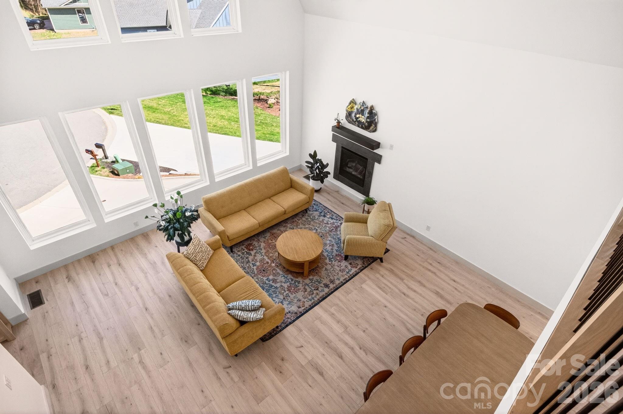 50 Carden Drive, Weaverville, photo 3 of 8