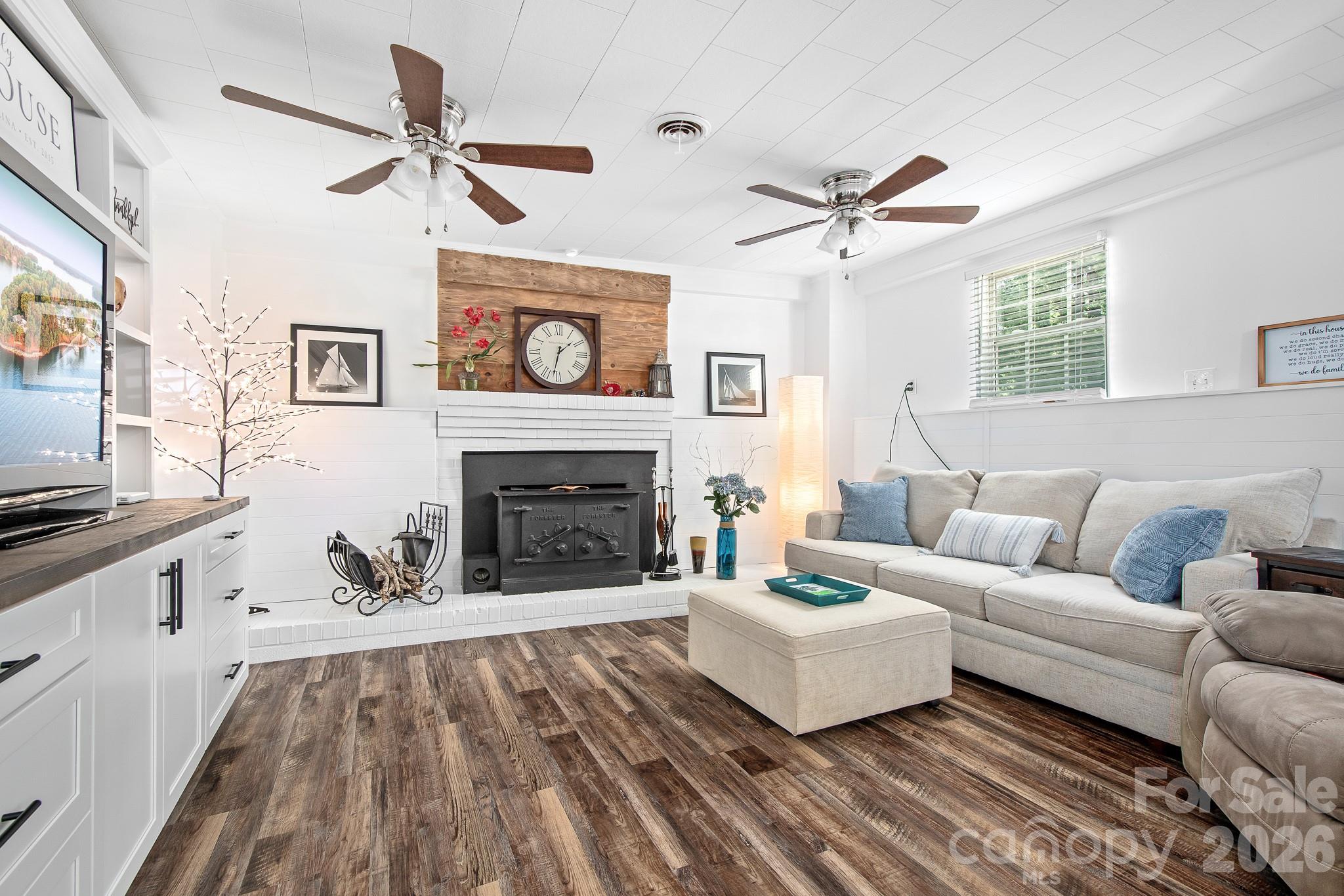 188 Sagemore Road, Mooresville, photo 5 of 8