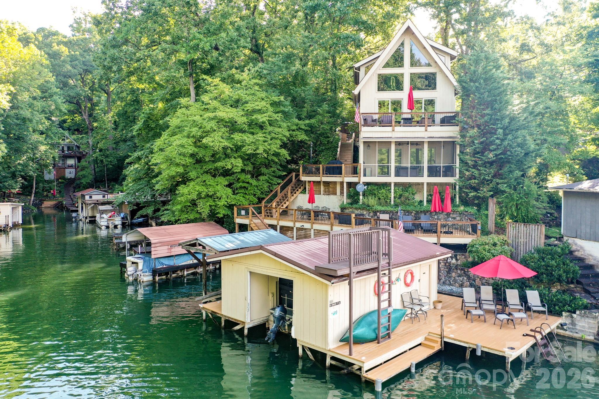 130 Edwards Point, Lake Lure, photo 1 of 8