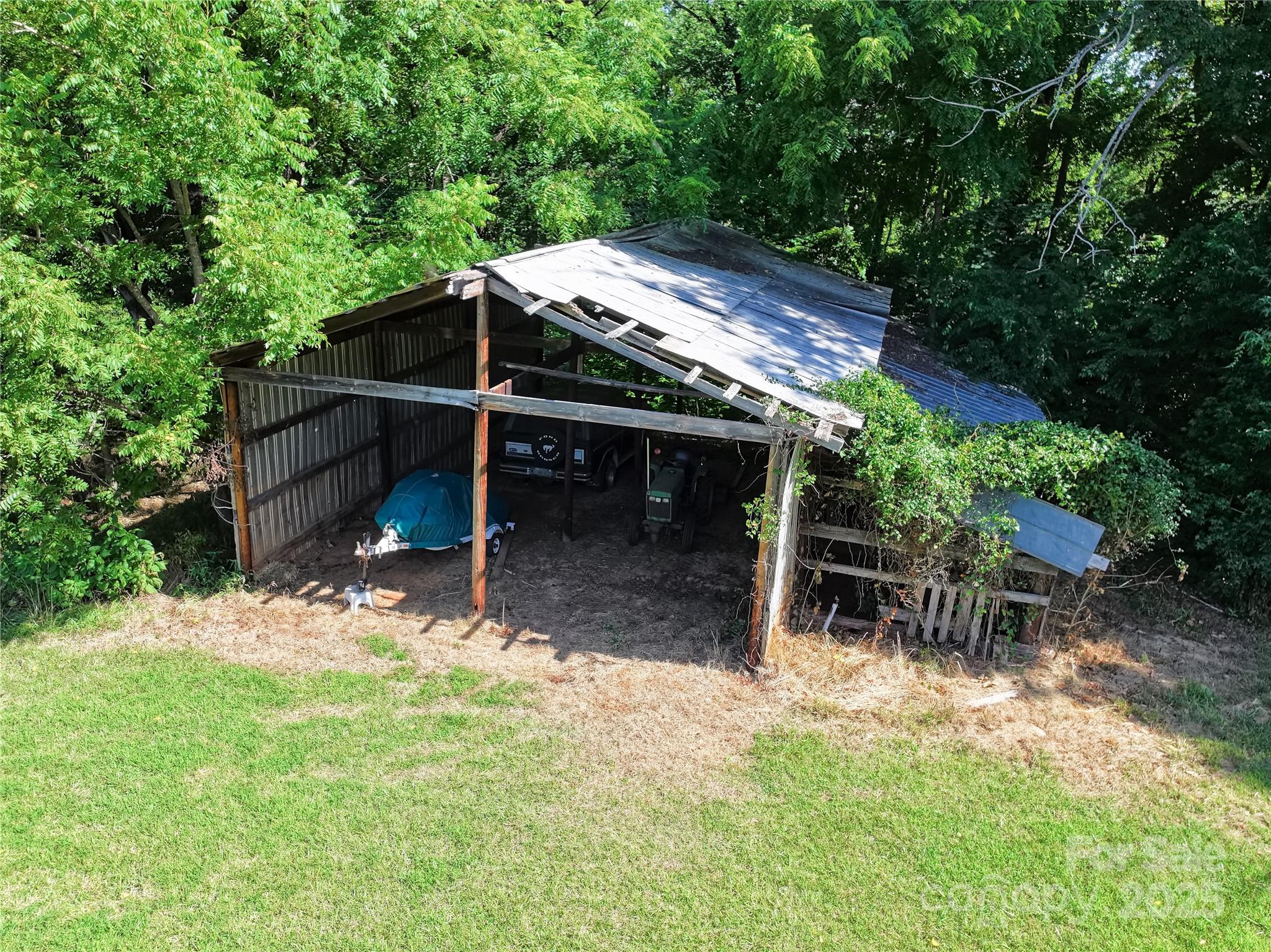 269 Johnson Dairy Road, Mooresville, photo 4 of 8