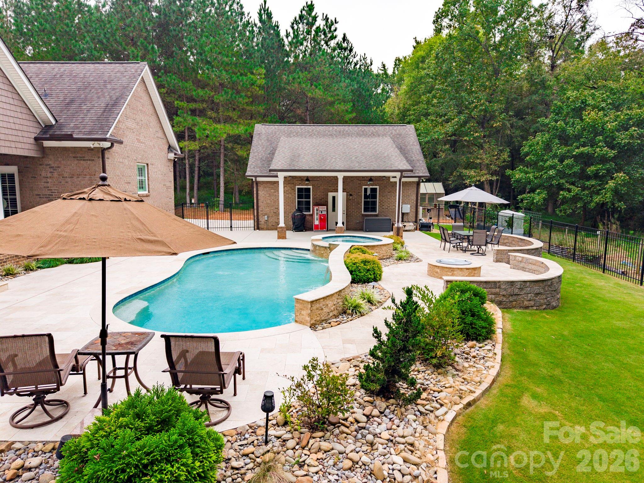 5923 Rocky River Road N, Indian Trail, photo 6 of 8