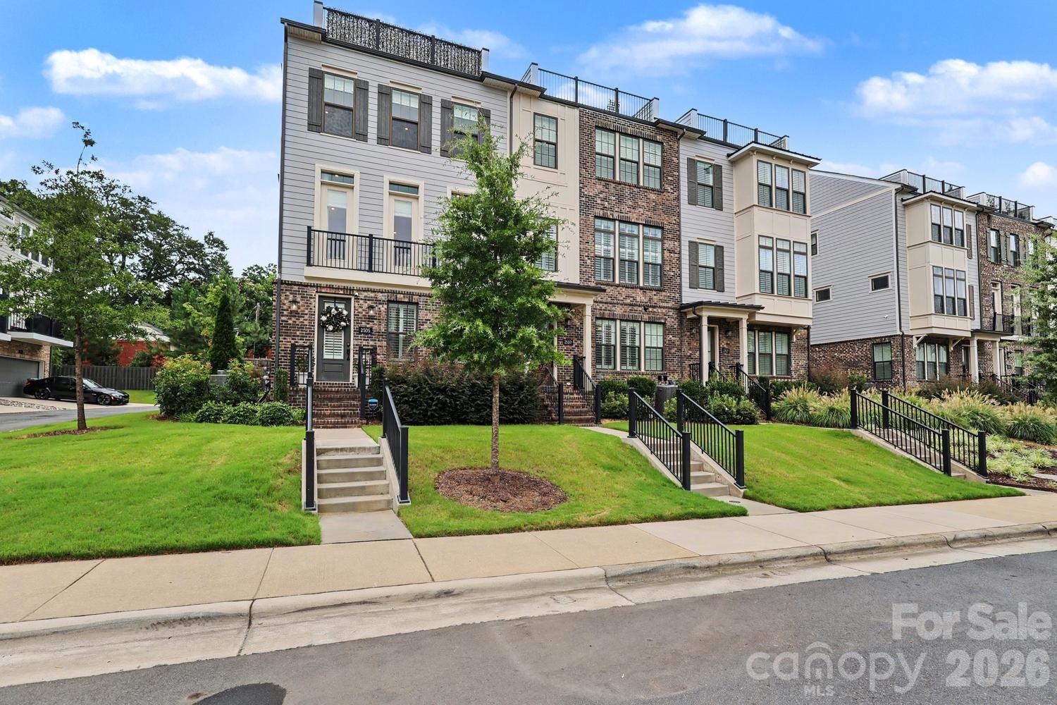 2505 Kenmore Avenue, Charlotte, photo 1 of 8