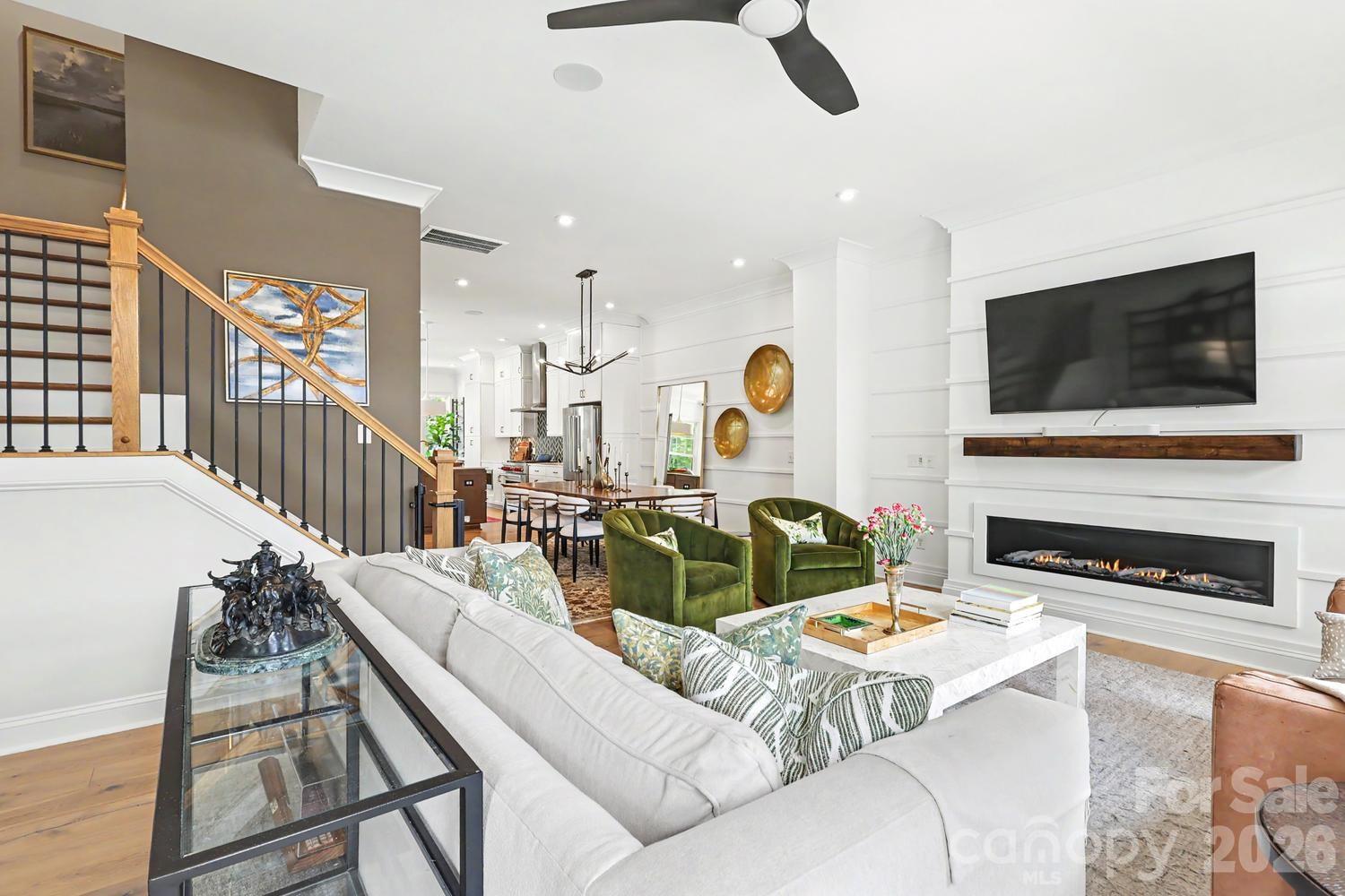 2505 Kenmore Avenue, Charlotte, photo 4 of 8