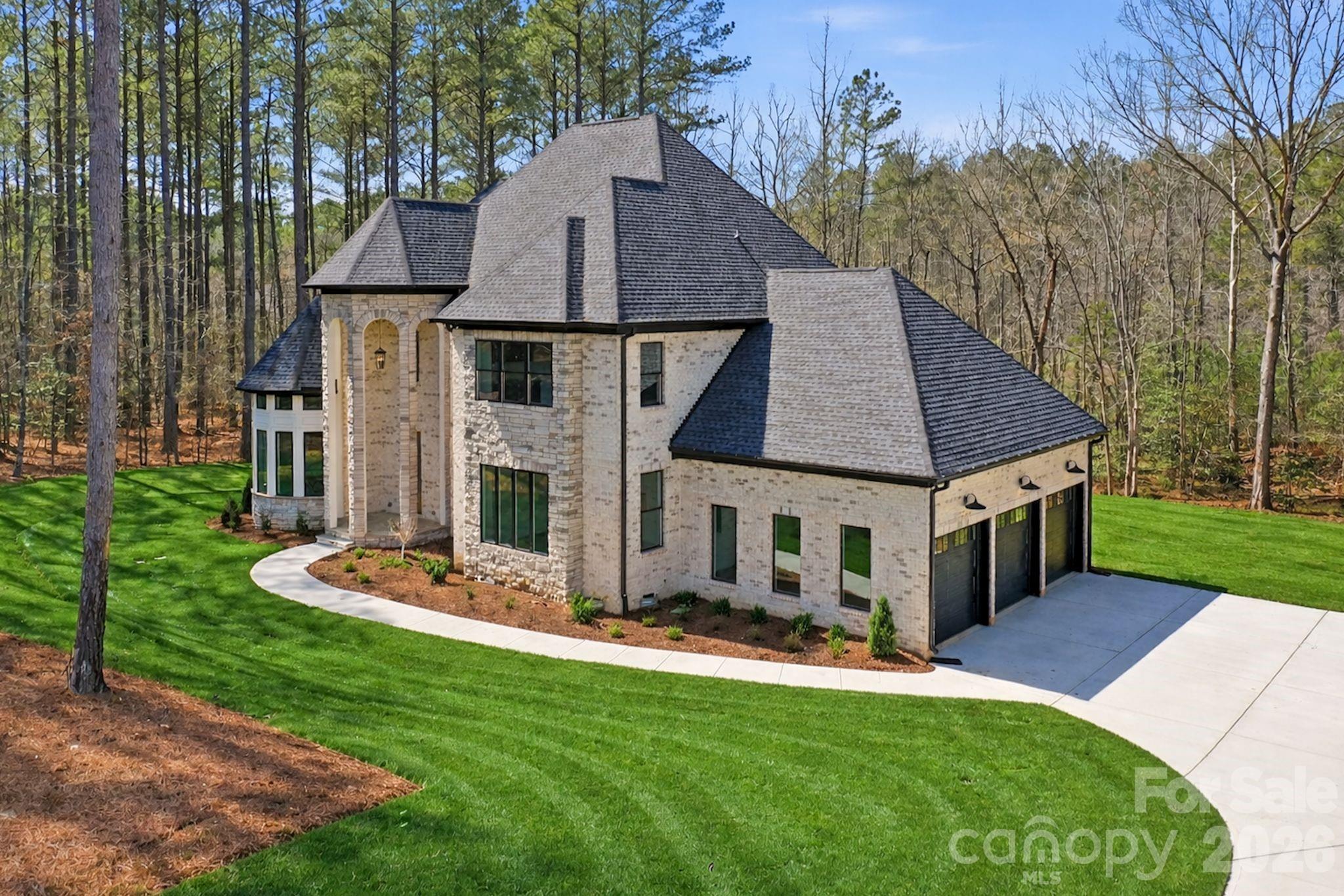 6405 Chimney Bluff Road, Lancaster, photo 2 of 8