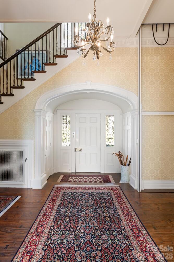 407 Vanderbilt Road, Asheville, photo 6 of 8