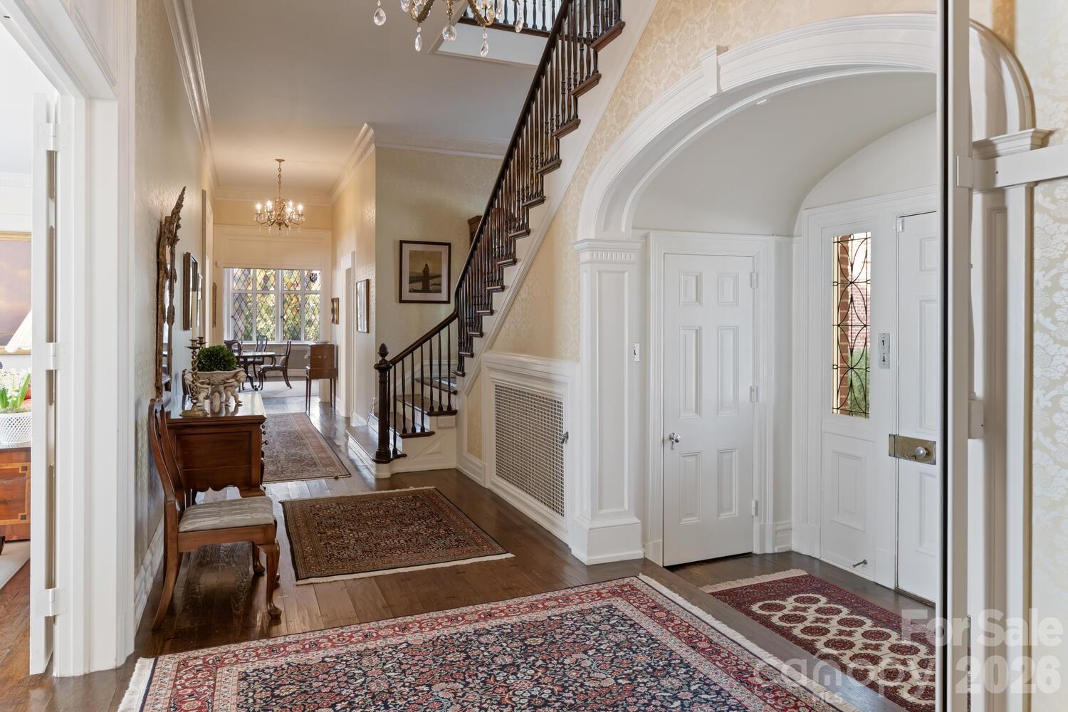 407 Vanderbilt Road, Asheville, photo 7 of 8