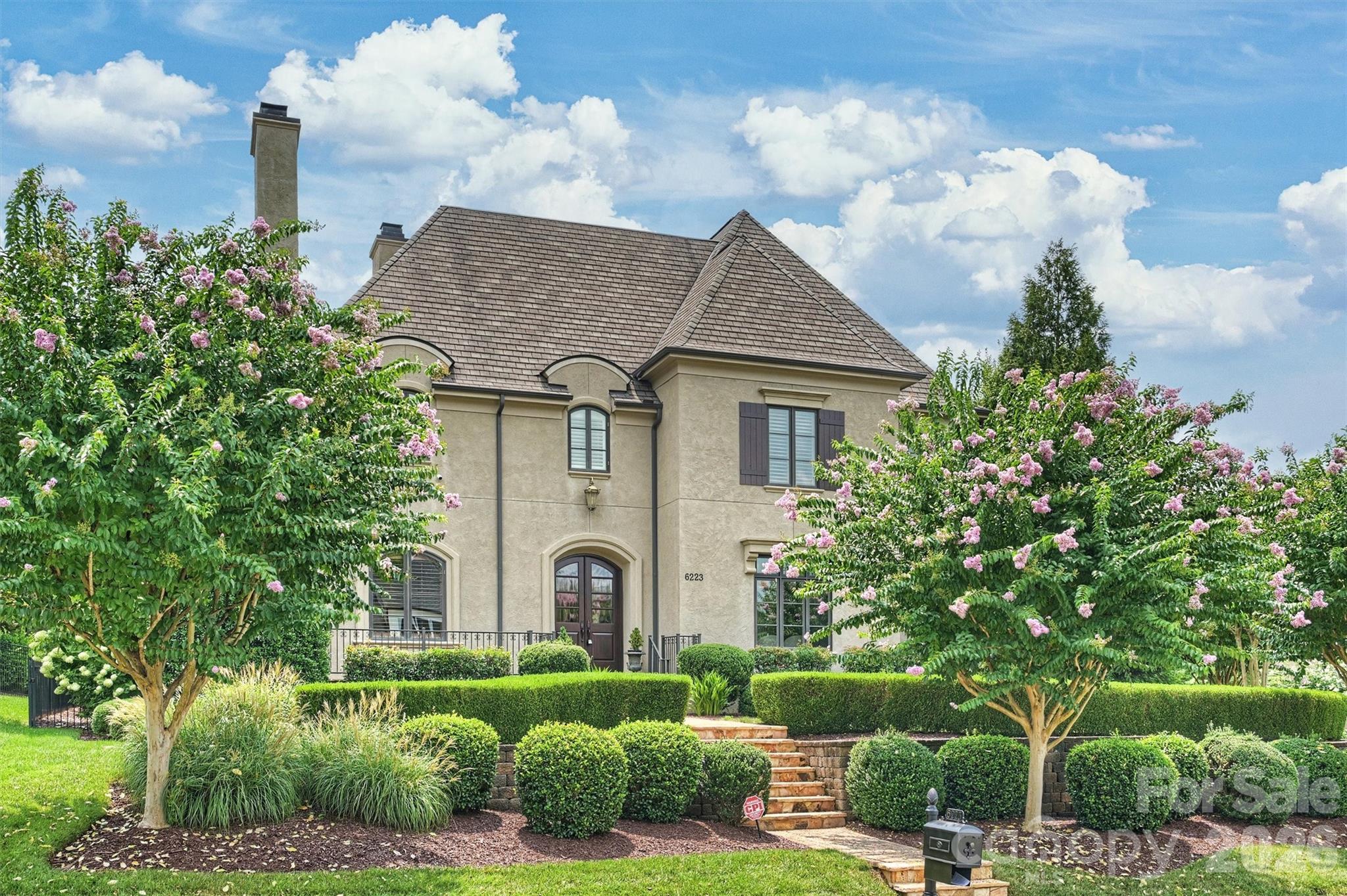 6223 Calley Glenn Lane, Charlotte, photo 1 of 8