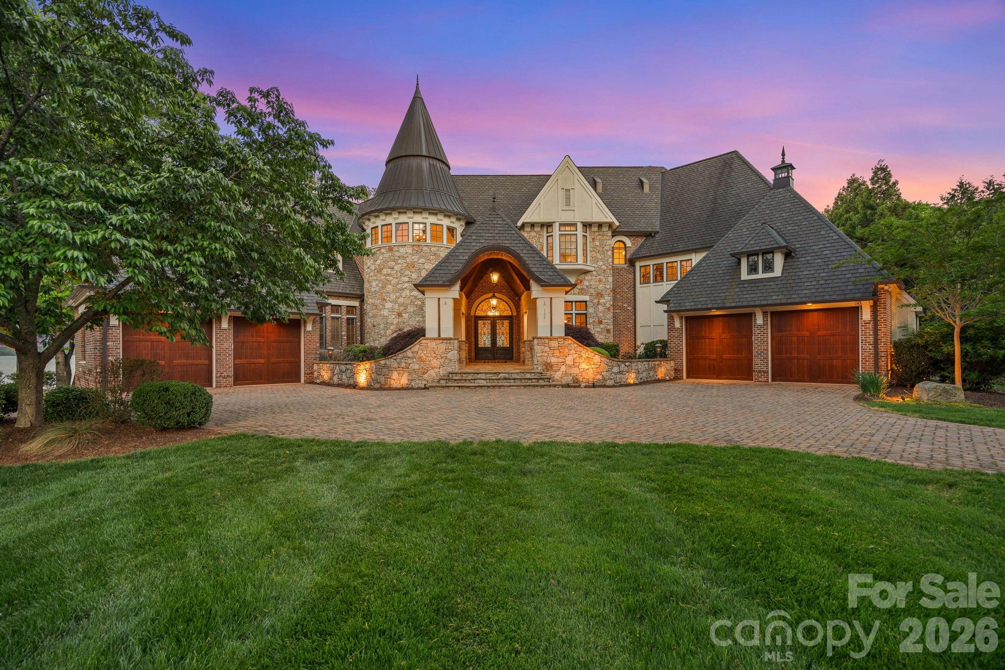 109 Conway Court, Mooresville, photo 4 of 8