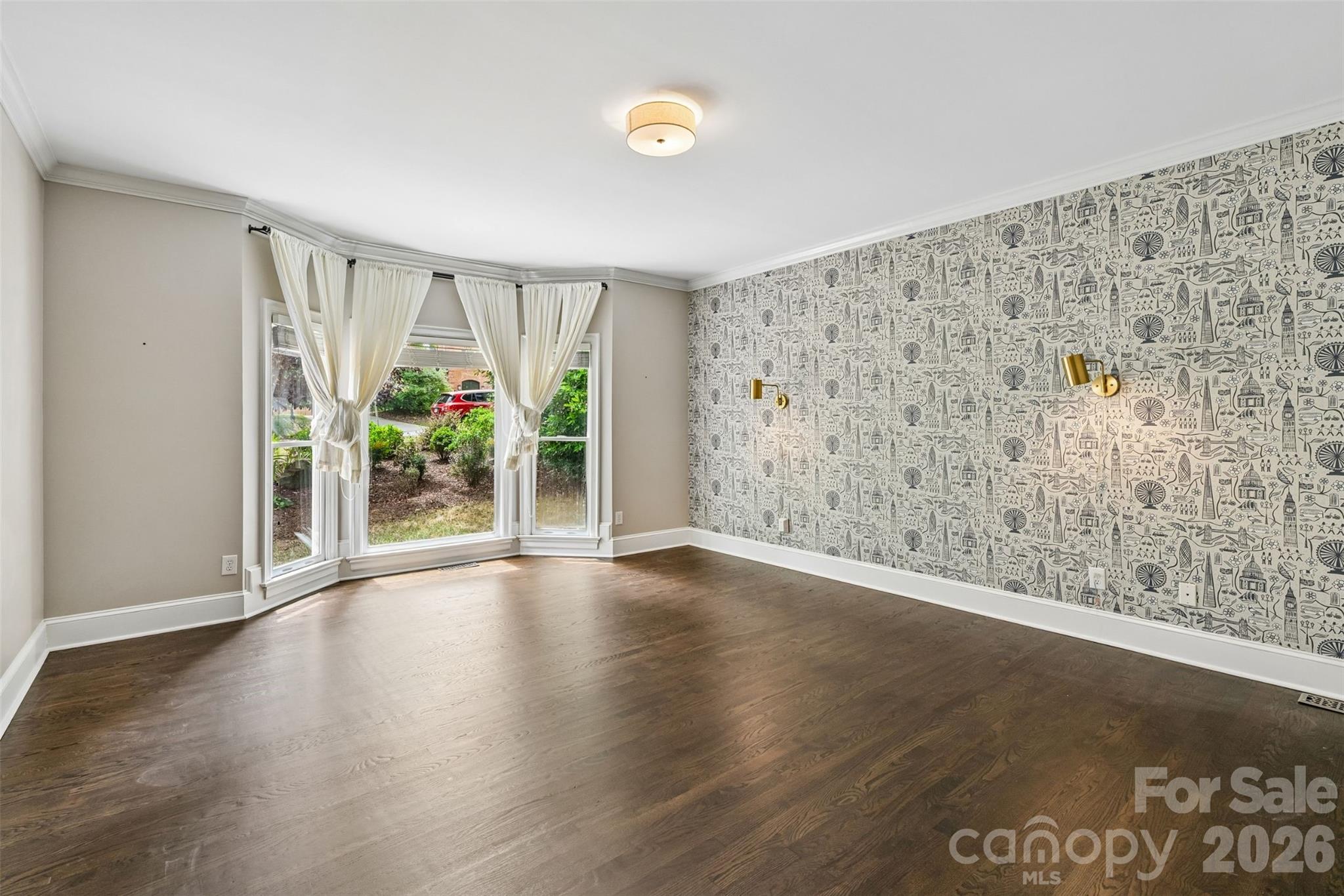 5609 Camilla Drive, Charlotte, photo 4 of 8