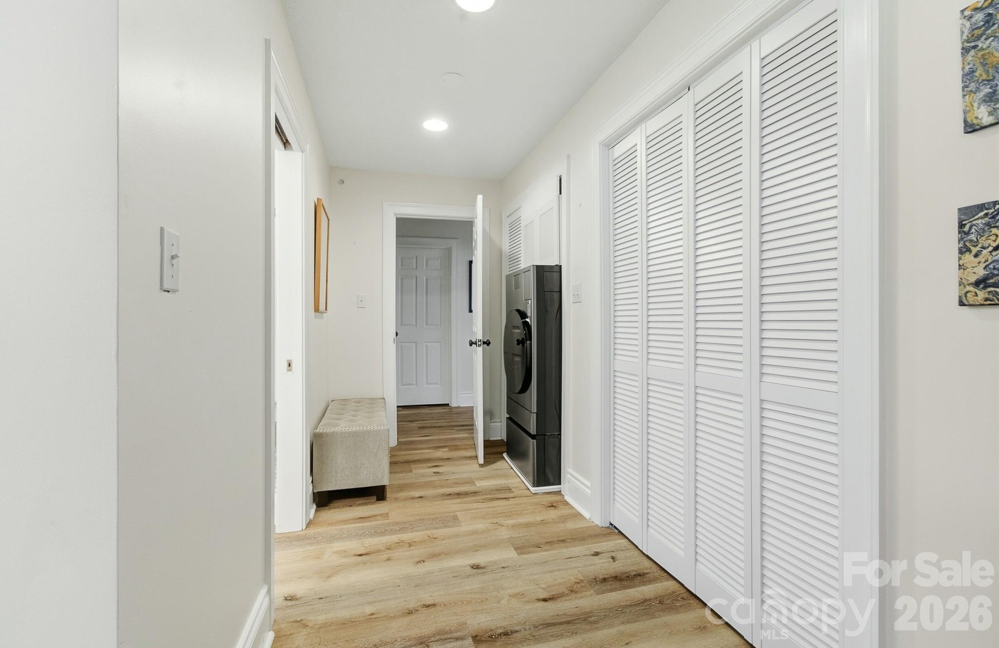 211 Pinner Road, Arden, photo 6 of 8
