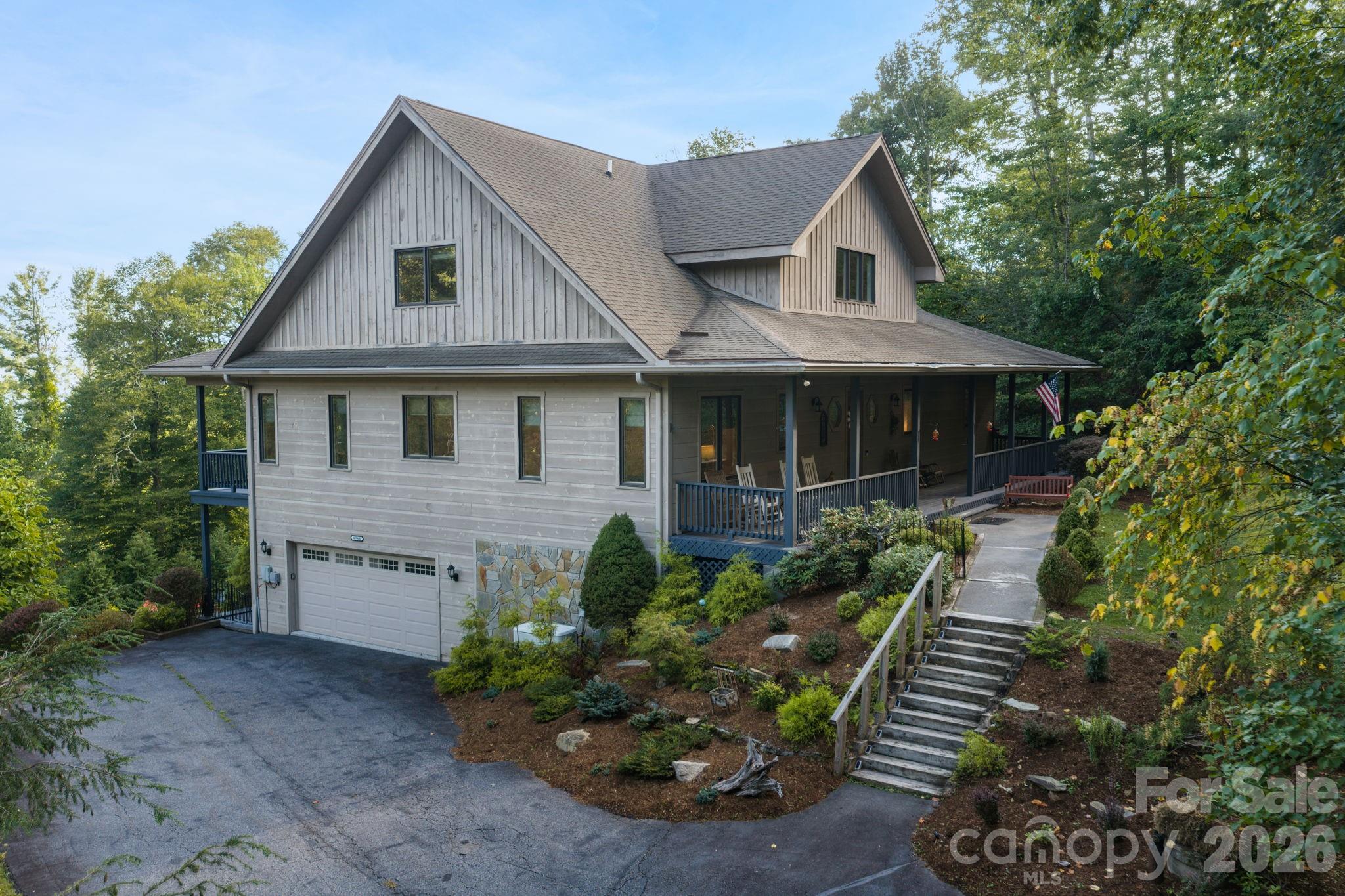 4968 Hickory Nut Gap Road, Banner Elk, photo 2 of 8