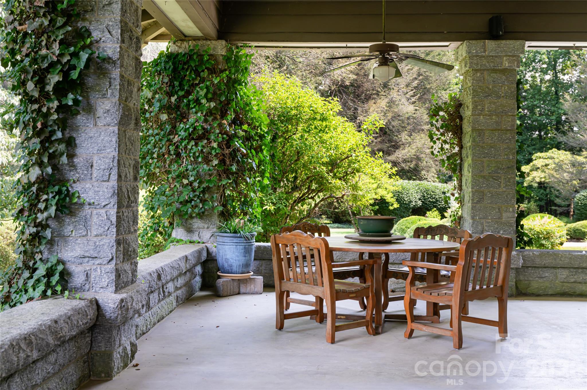 2531 Little River Road, Hendersonville, photo 6 of 8