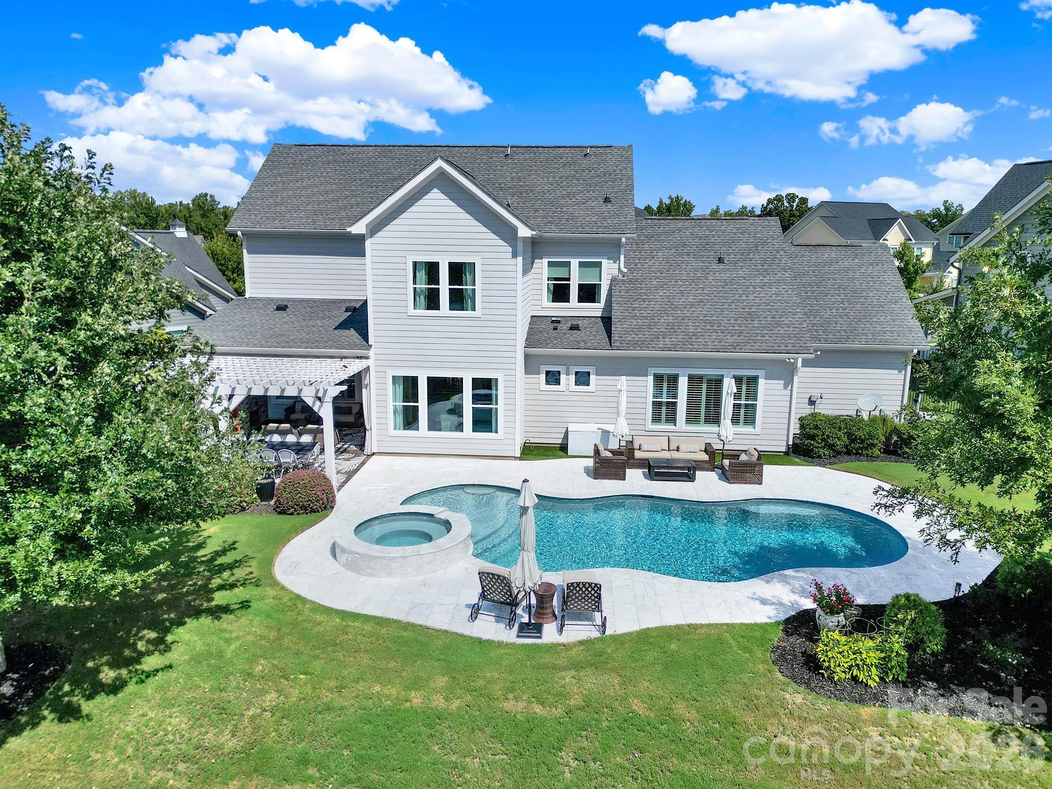 3053 Fish Story Court, Fort Mill, photo 2 of 8
