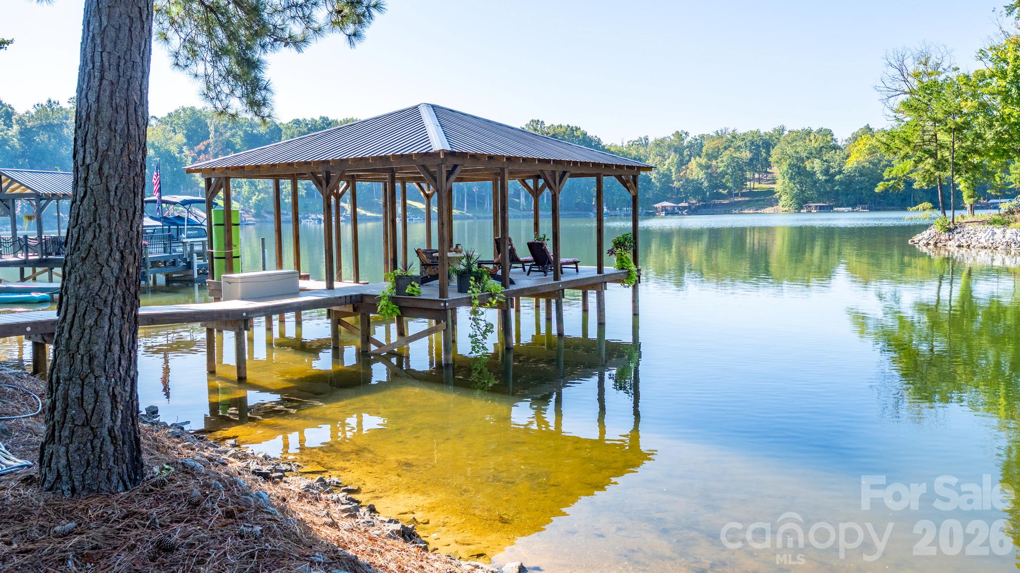 1285 Saunders Drive, Catawba, photo 2 of 8
