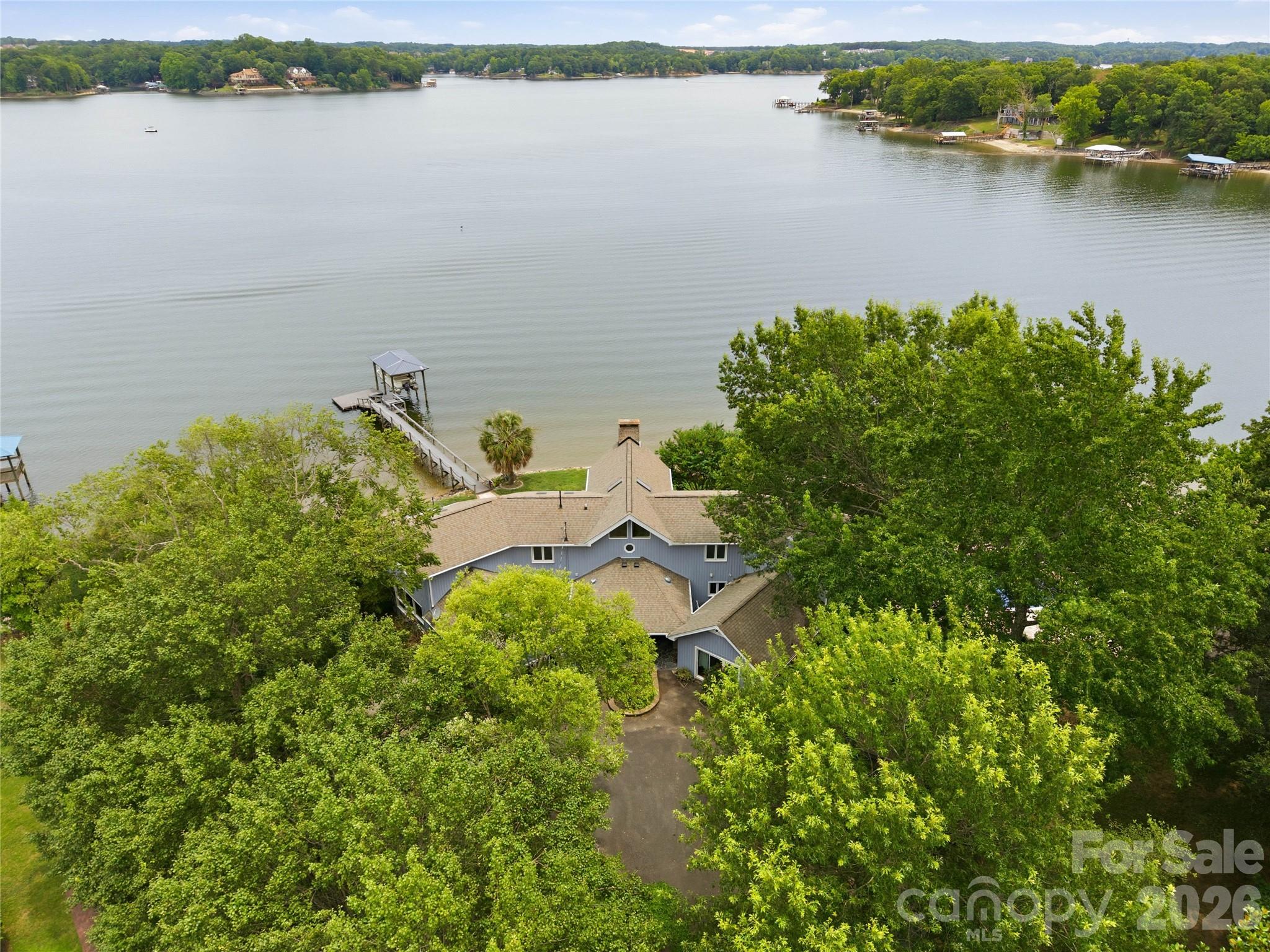 4872 E Liberty Hill Road, York, photo 2 of 8