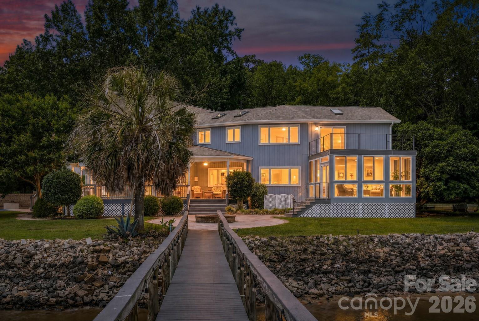 4872 E Liberty Hill Road, York, photo 4 of 8
