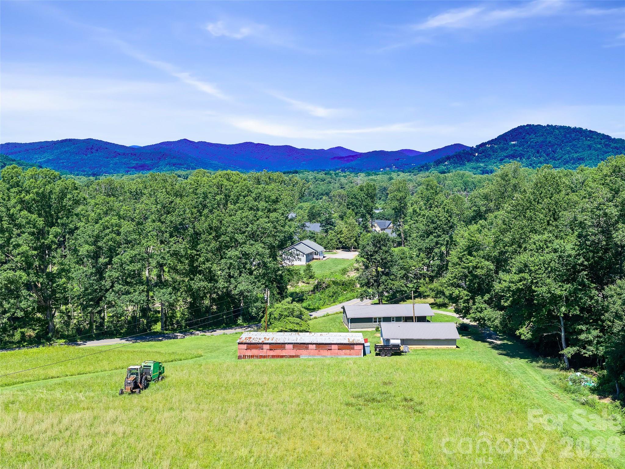 1115 Glenn Bridge Road Se, Arden, photo 1 of 8