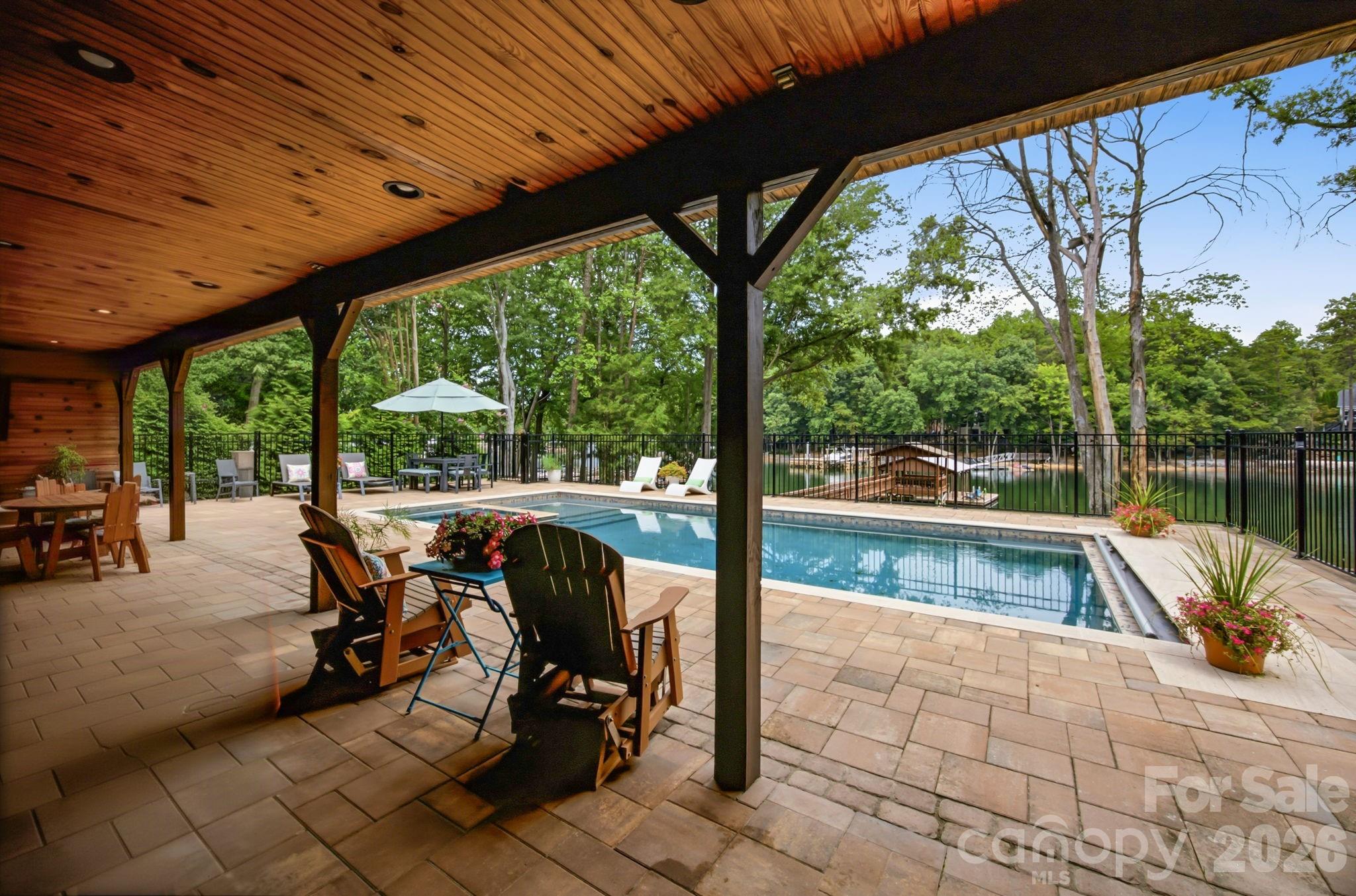 20334 Bethelwood Lane, Cornelius, photo 6 of 8