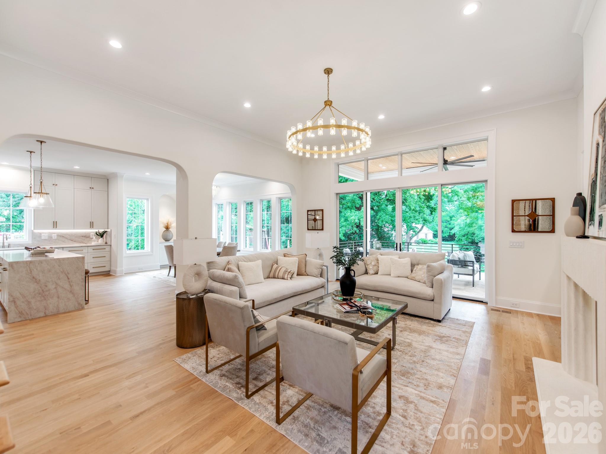 4627 Water Oak Road, Charlotte, photo 5 of 8
