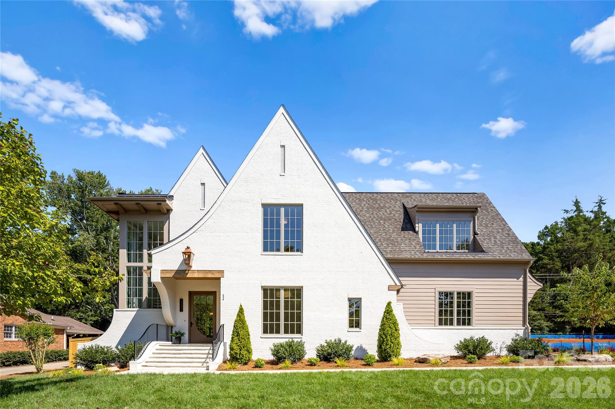 236 Wingrave Drive, Charlotte, photo 3 of 8
