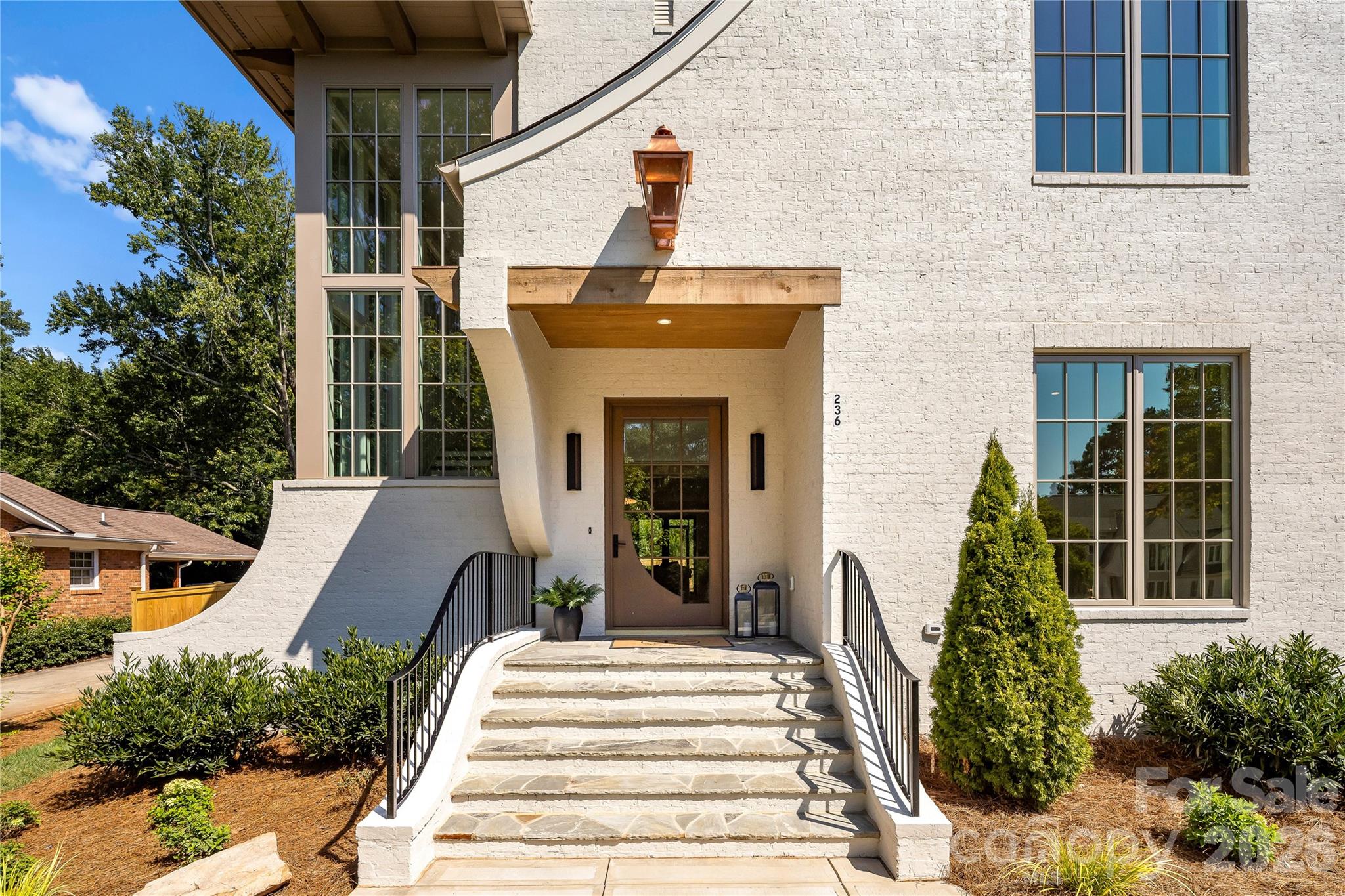 236 Wingrave Drive, Charlotte, photo 5 of 8