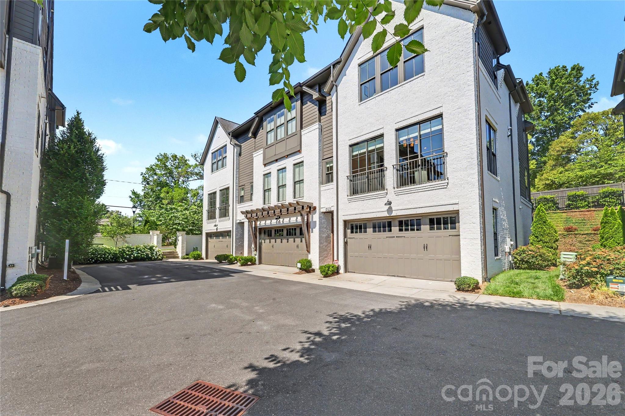 2123 Nolen Ridge Avenue, Charlotte, photo 3 of 8