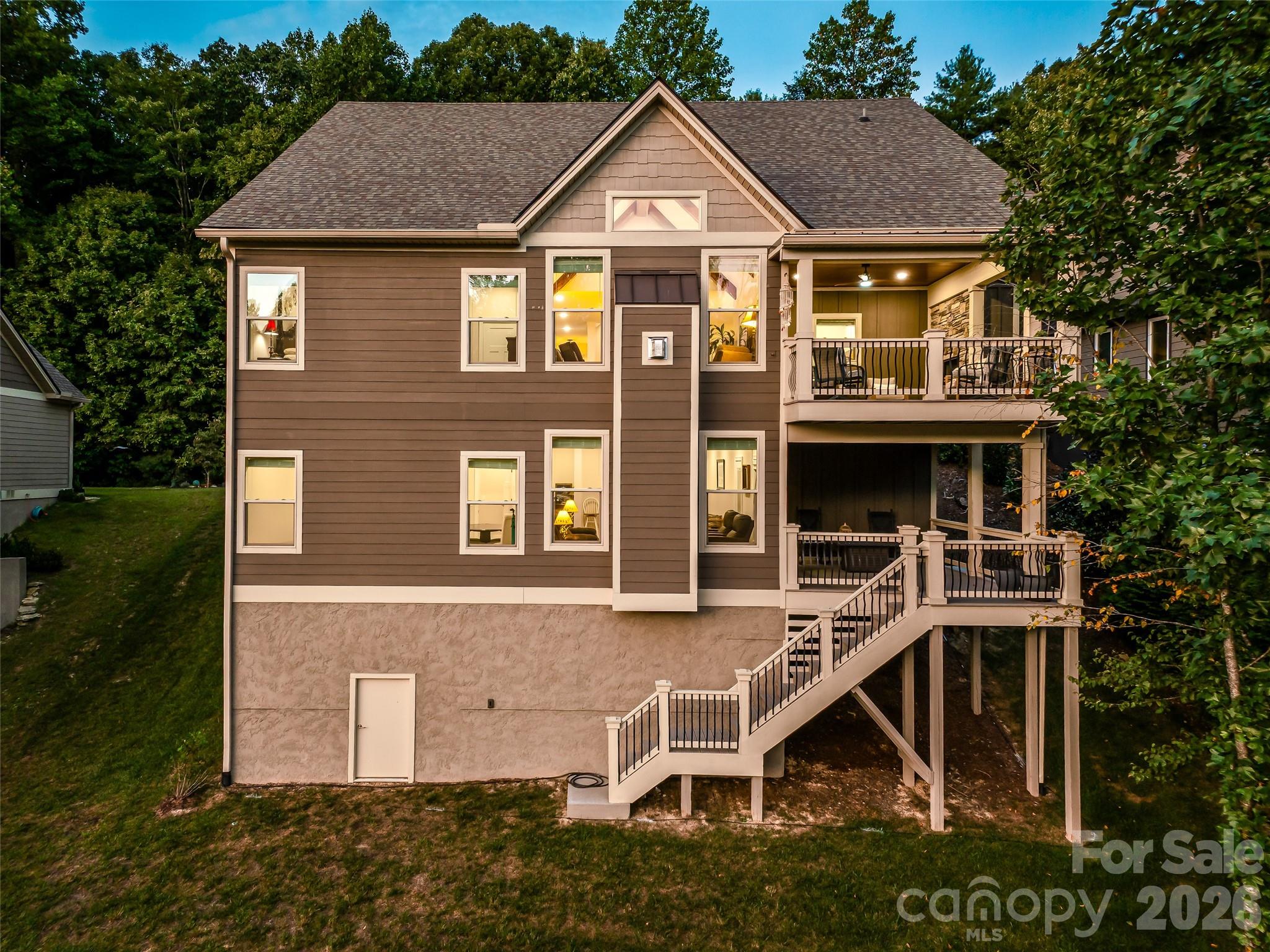 158 Narrows Run Loop, Hendersonville, photo 2 of 8