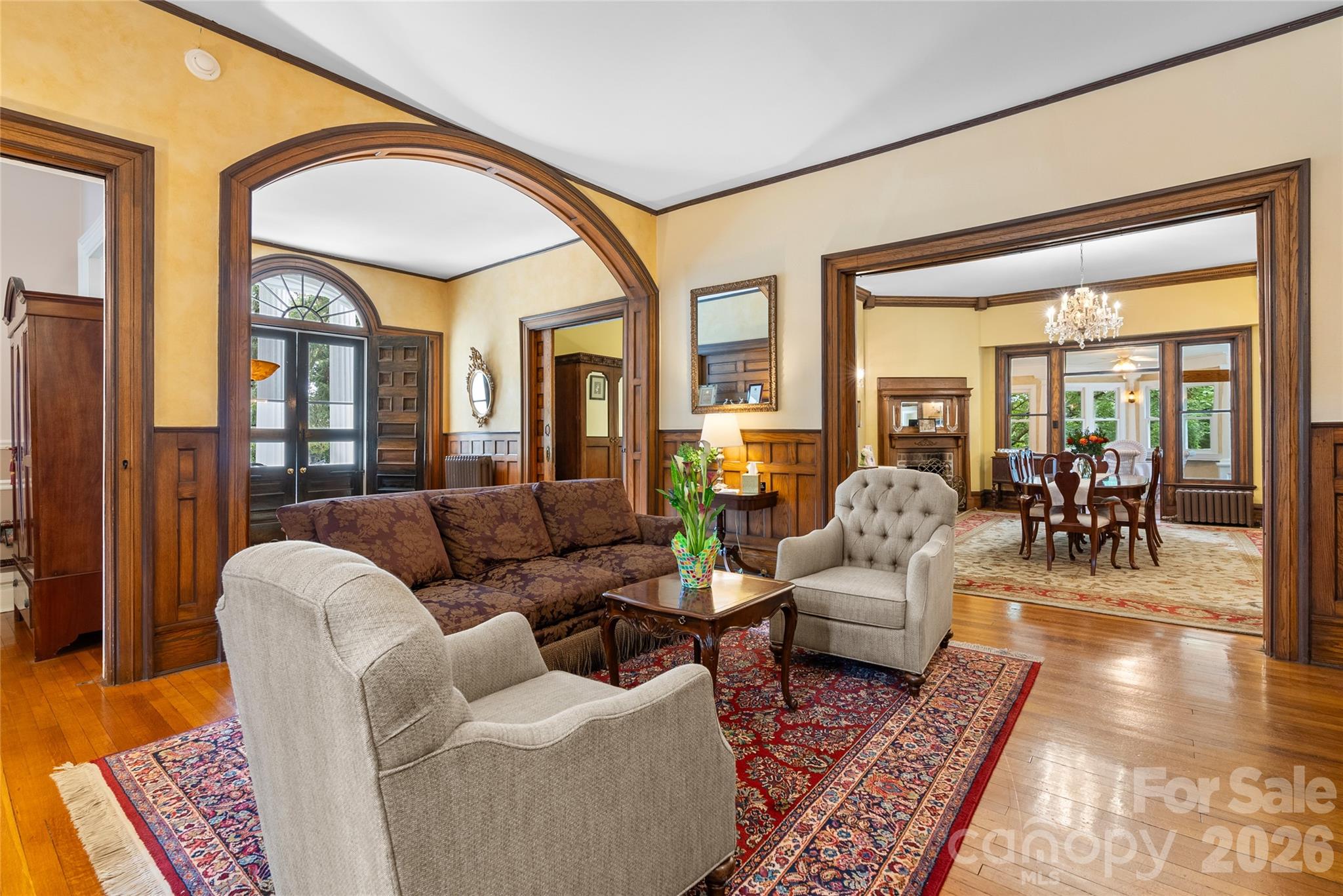 86 Edgemont Road, Asheville, photo 4 of 8